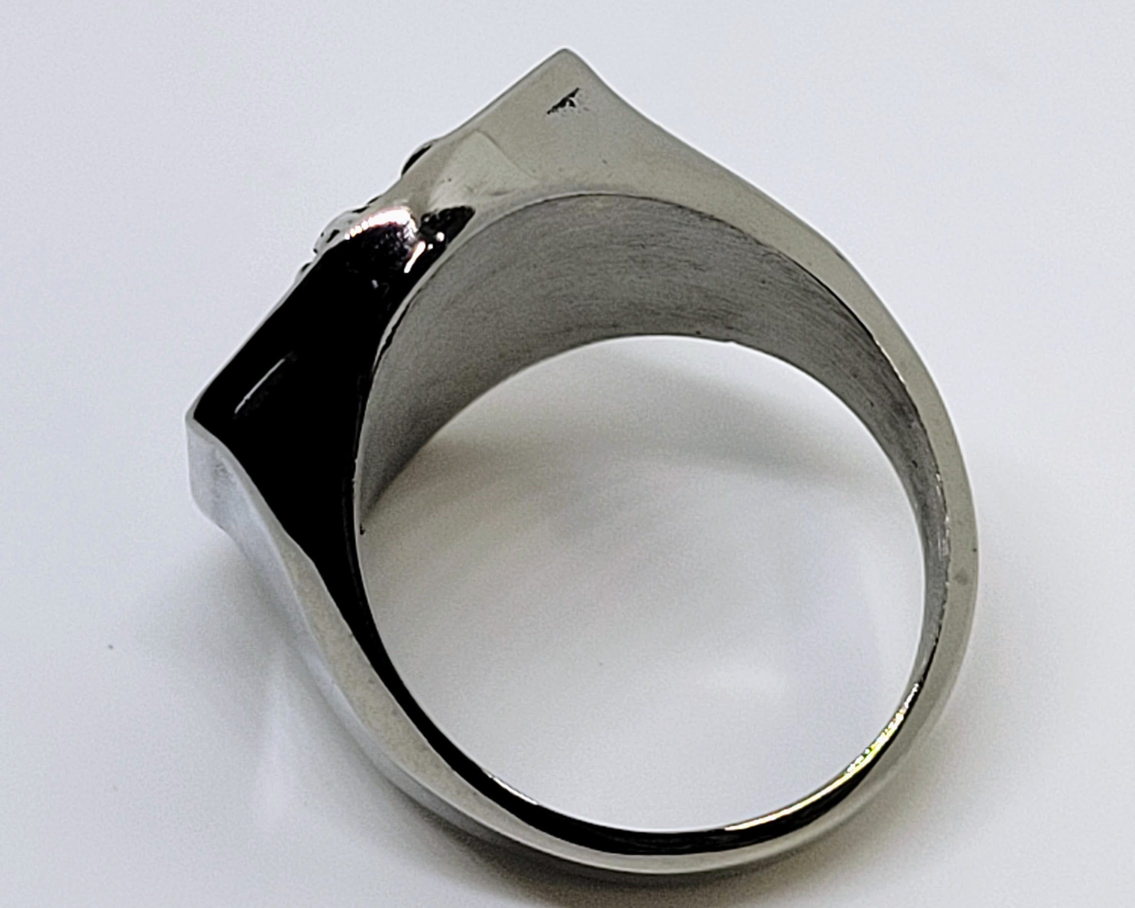 ANUBIS SIGNET RING