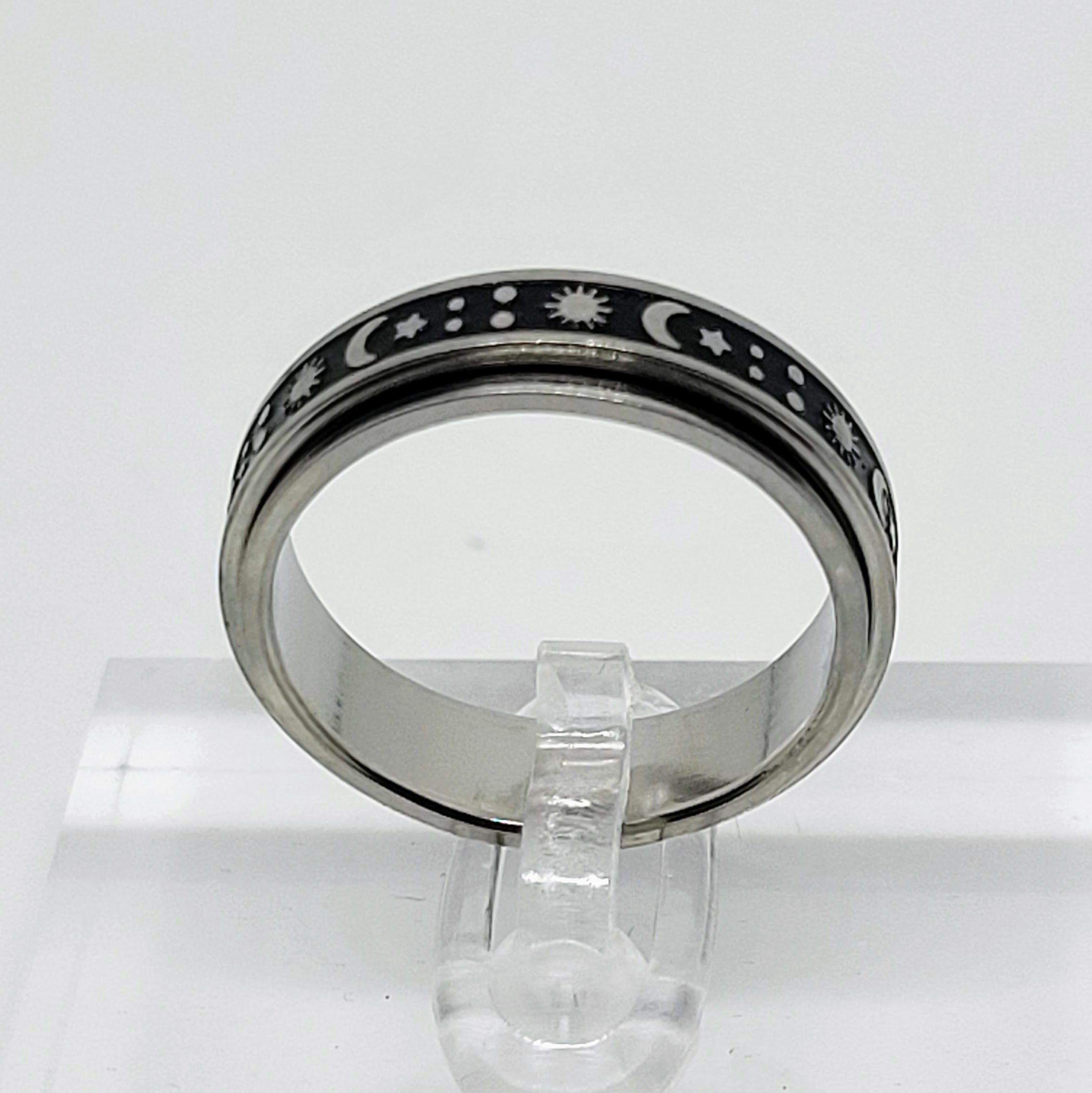 CELESTIAL SPINNER RING