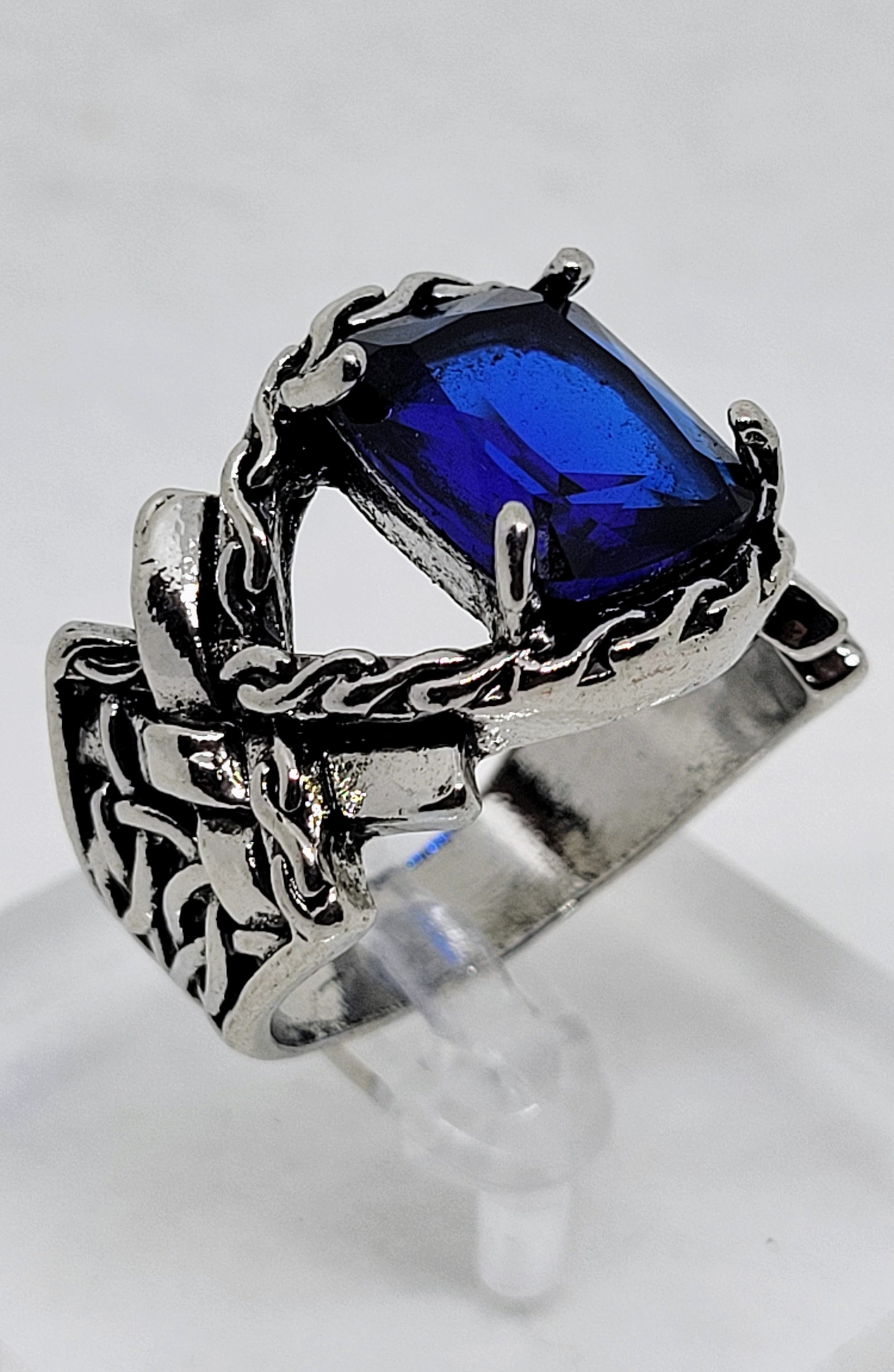 BLUE GEM BIKER RING