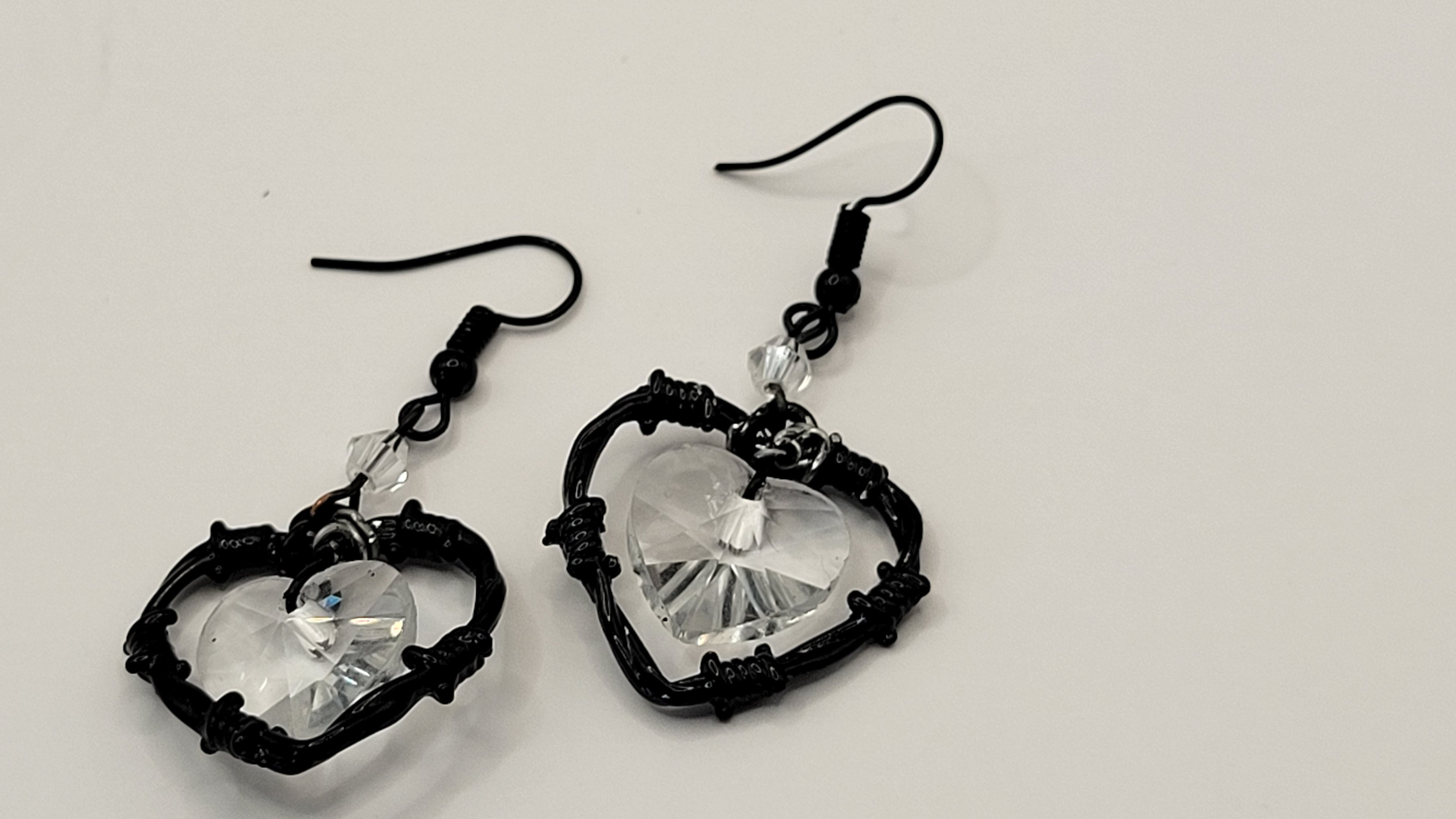THORNED HEART DANGLE EARRINGS