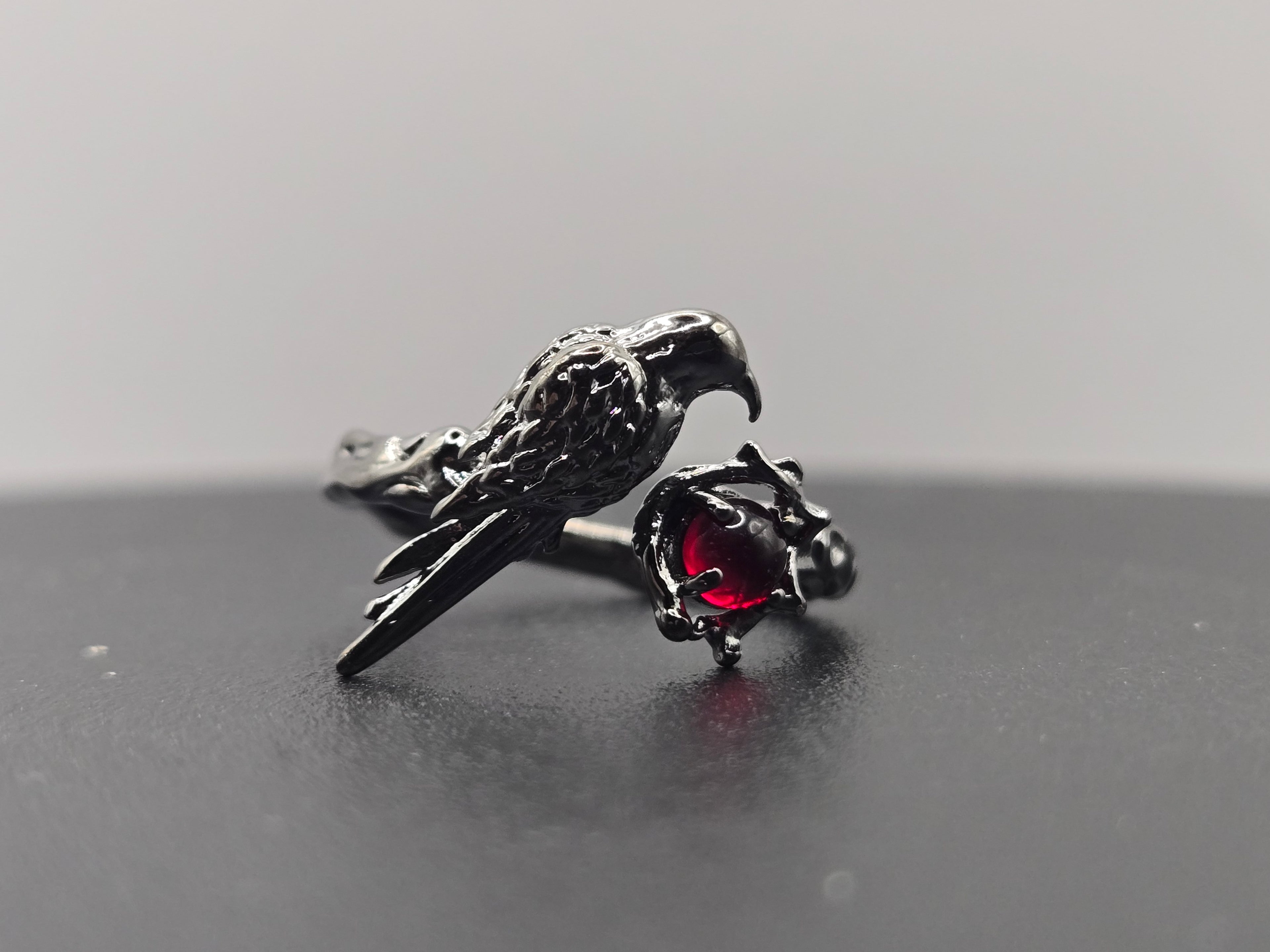Mr. Corvus Gem Ring -ONE SIZE