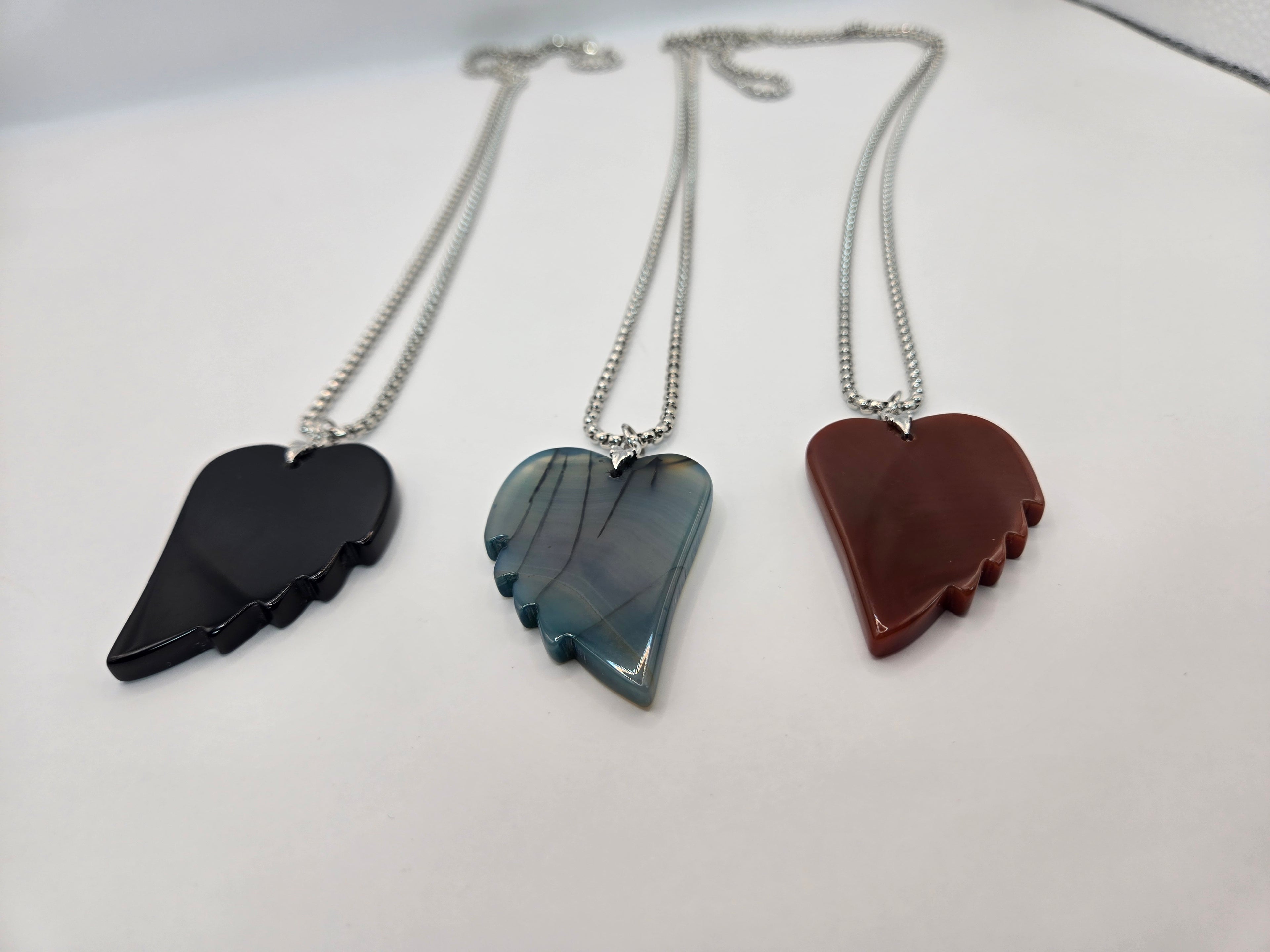 AGATE WING PENDANT