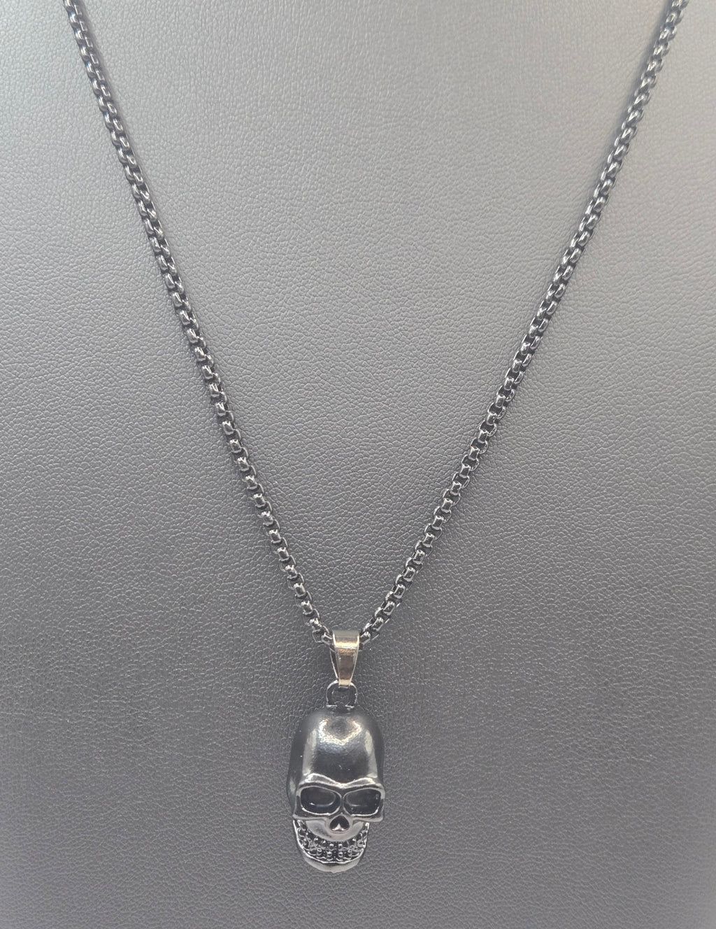 MR BONES BONE NOIR PENDANT