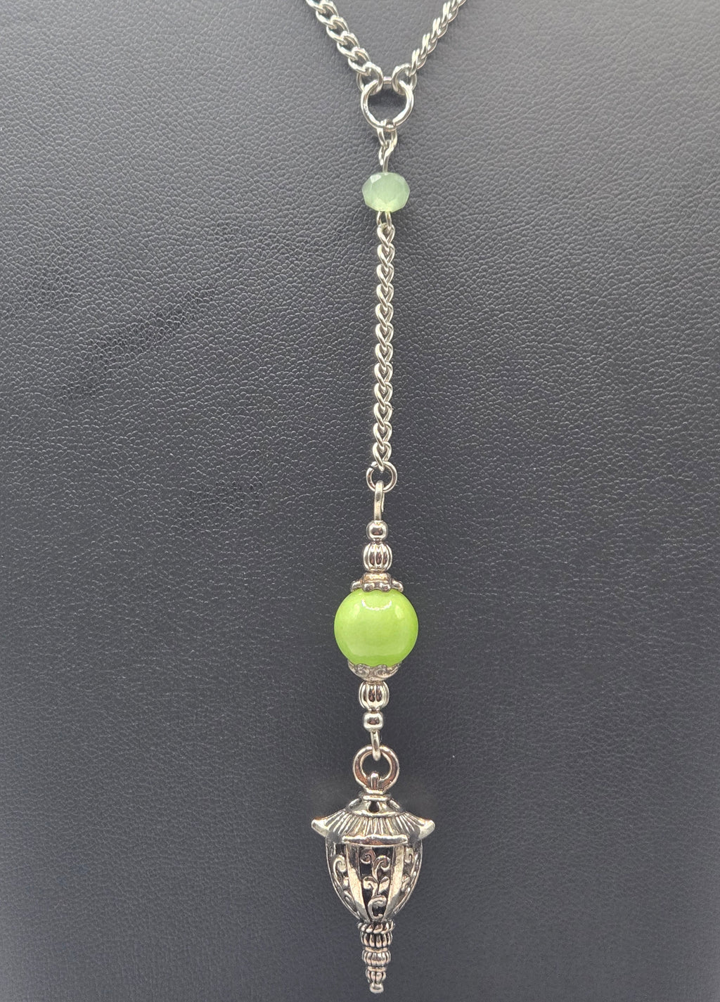 JADE FILIGREE PENDULUM