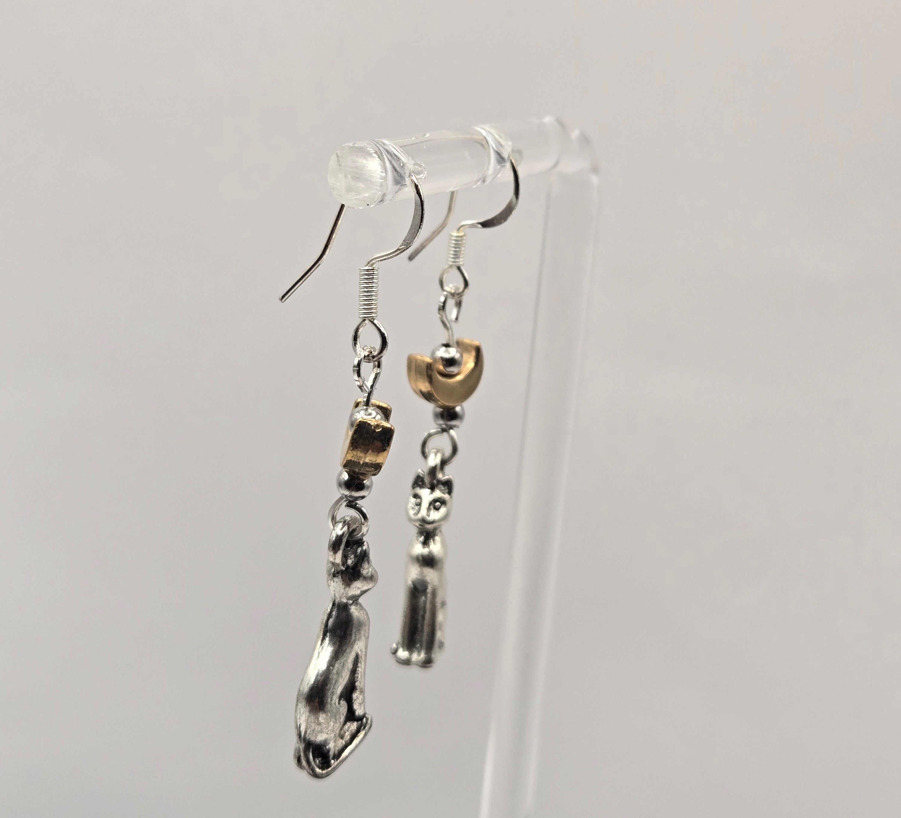 BAST DANGLE