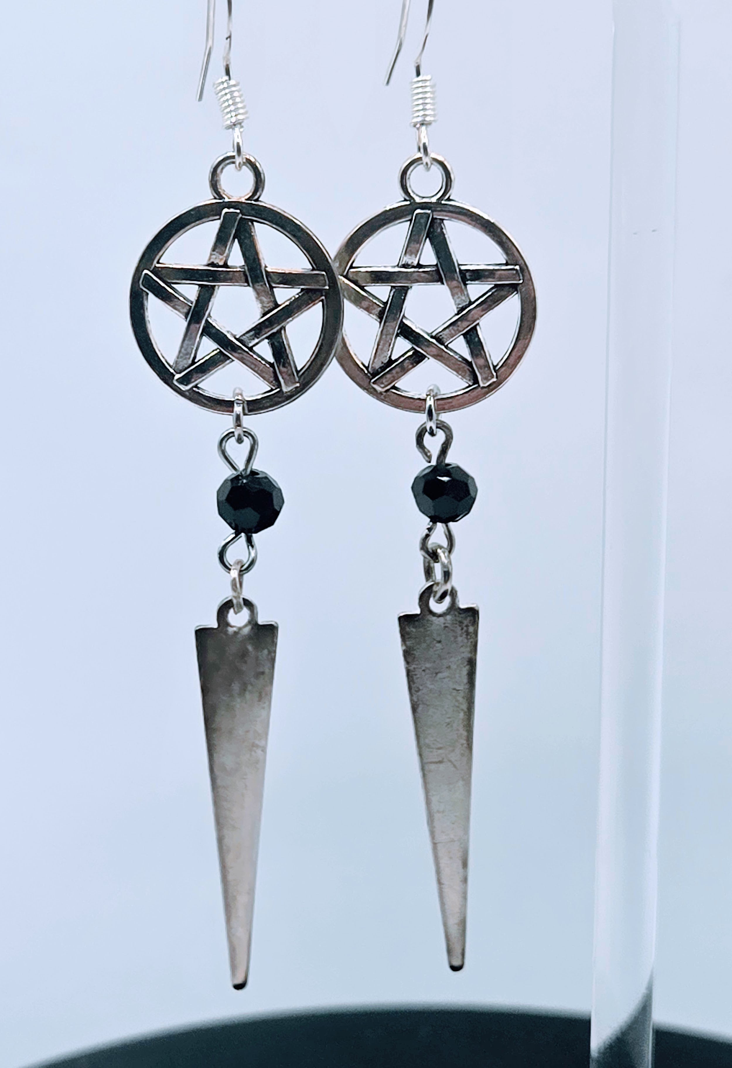 PENTAGRAM DAGGERS