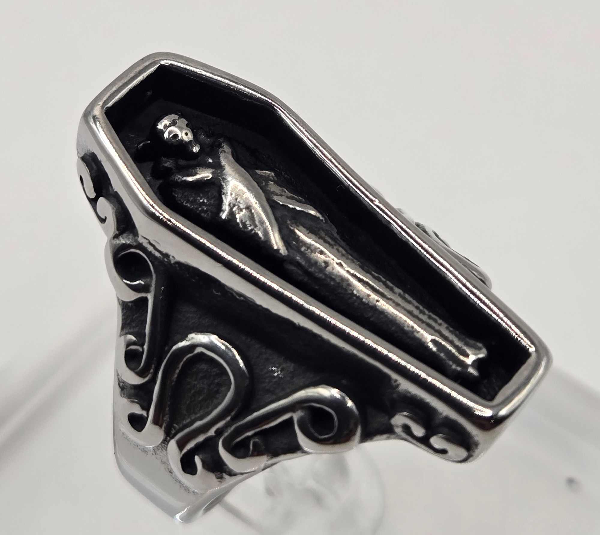 UPIR RING