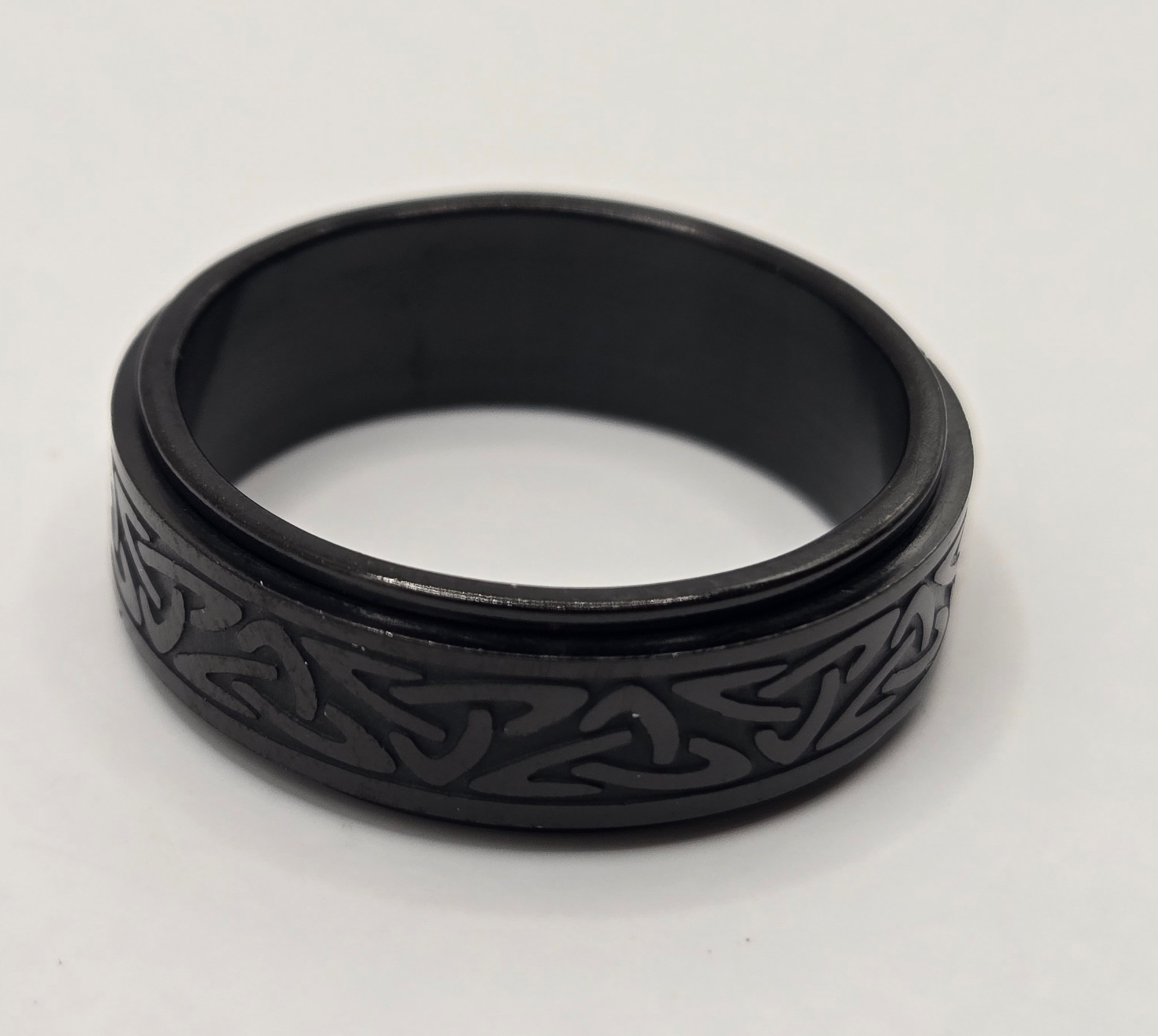 TRINITY KNOT SPINNER RING