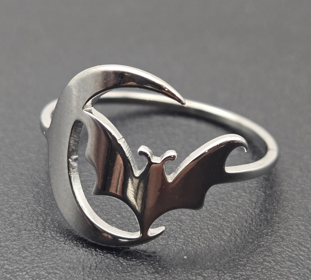BAT & MOON RING