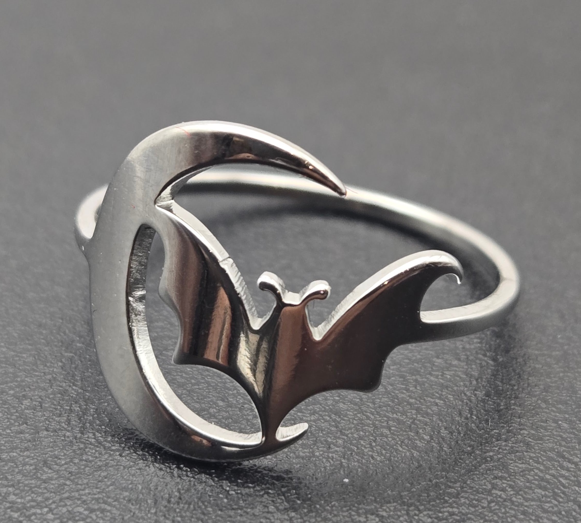 BAT & MOON RING
