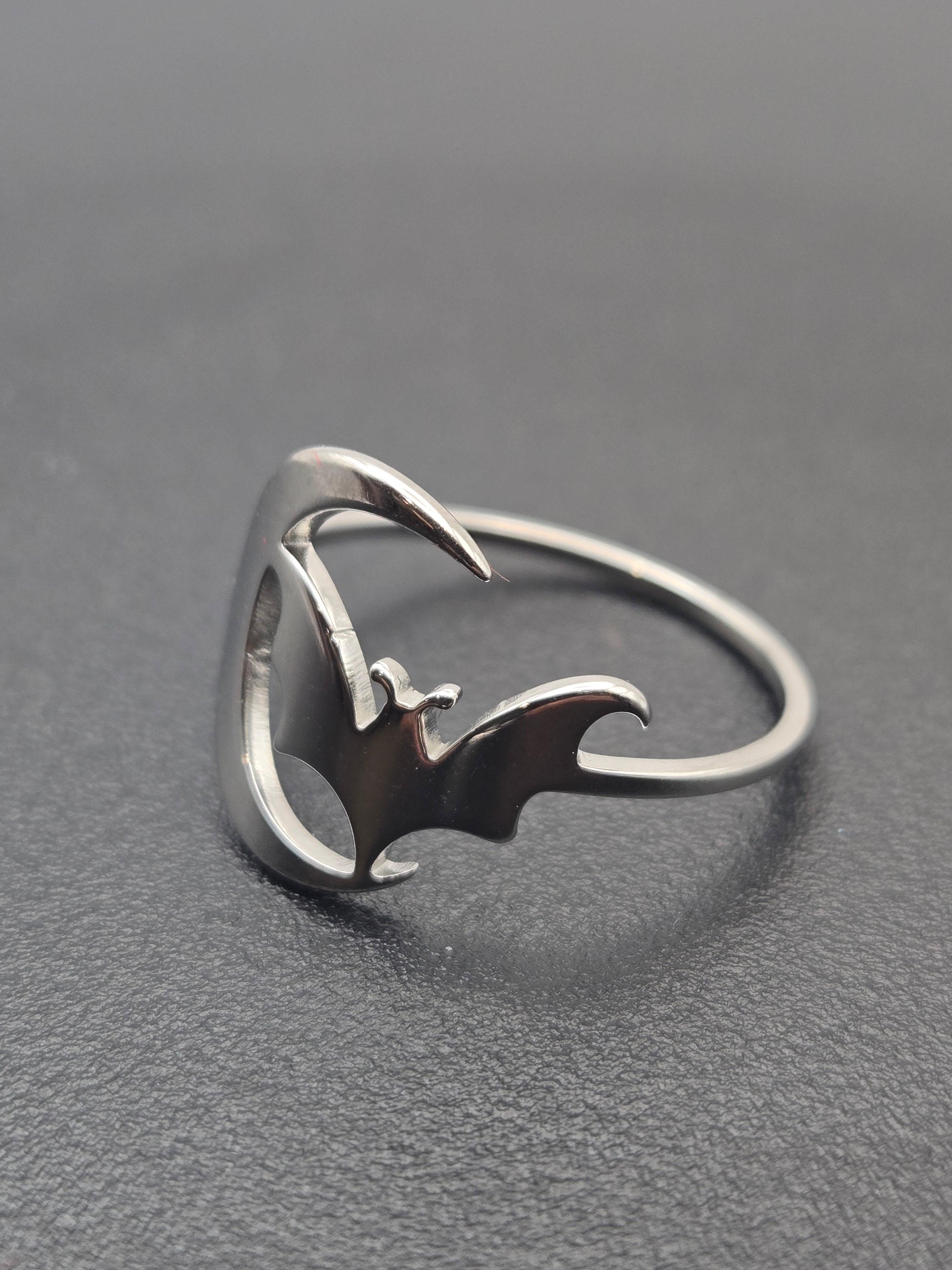 BAT & MOON RING