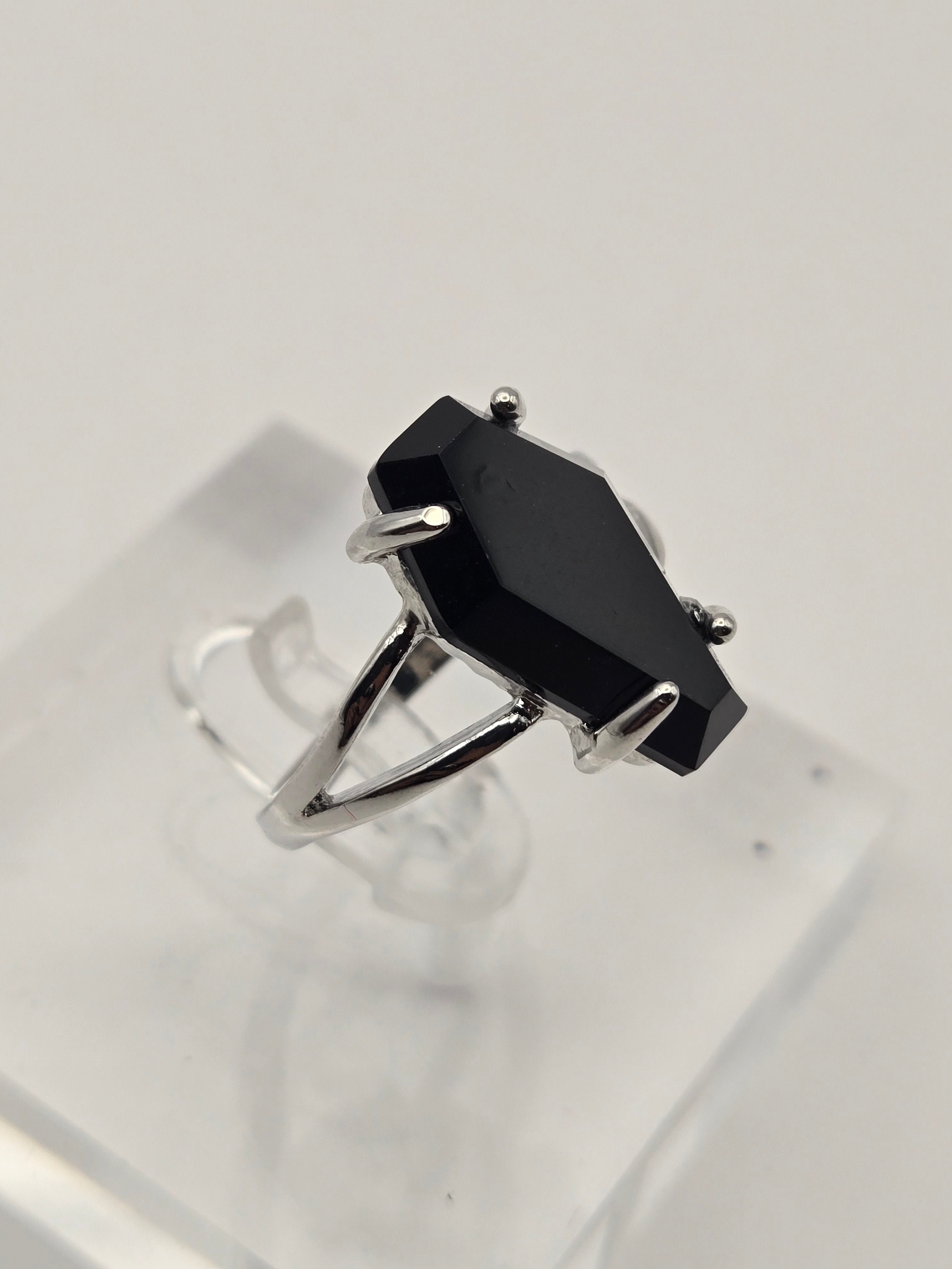 BLACK GEM COFFIN RING