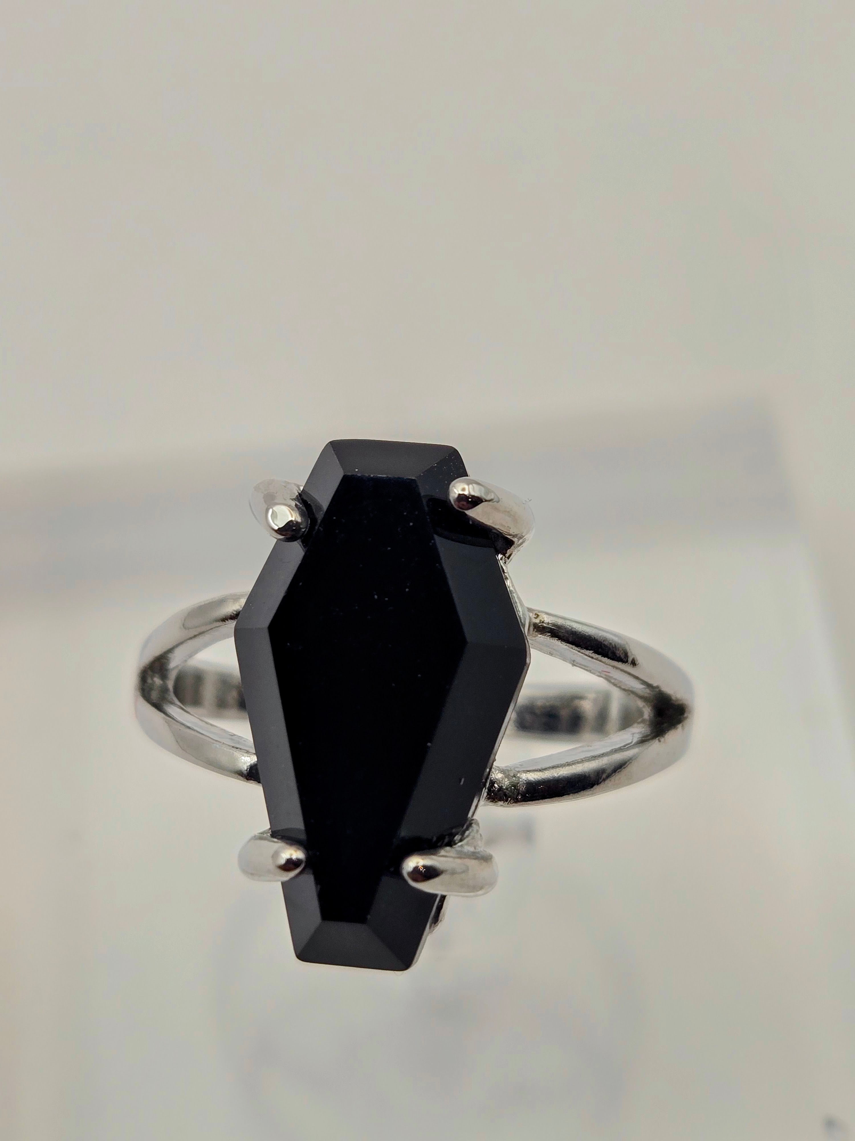 BLACK GEM COFFIN RING