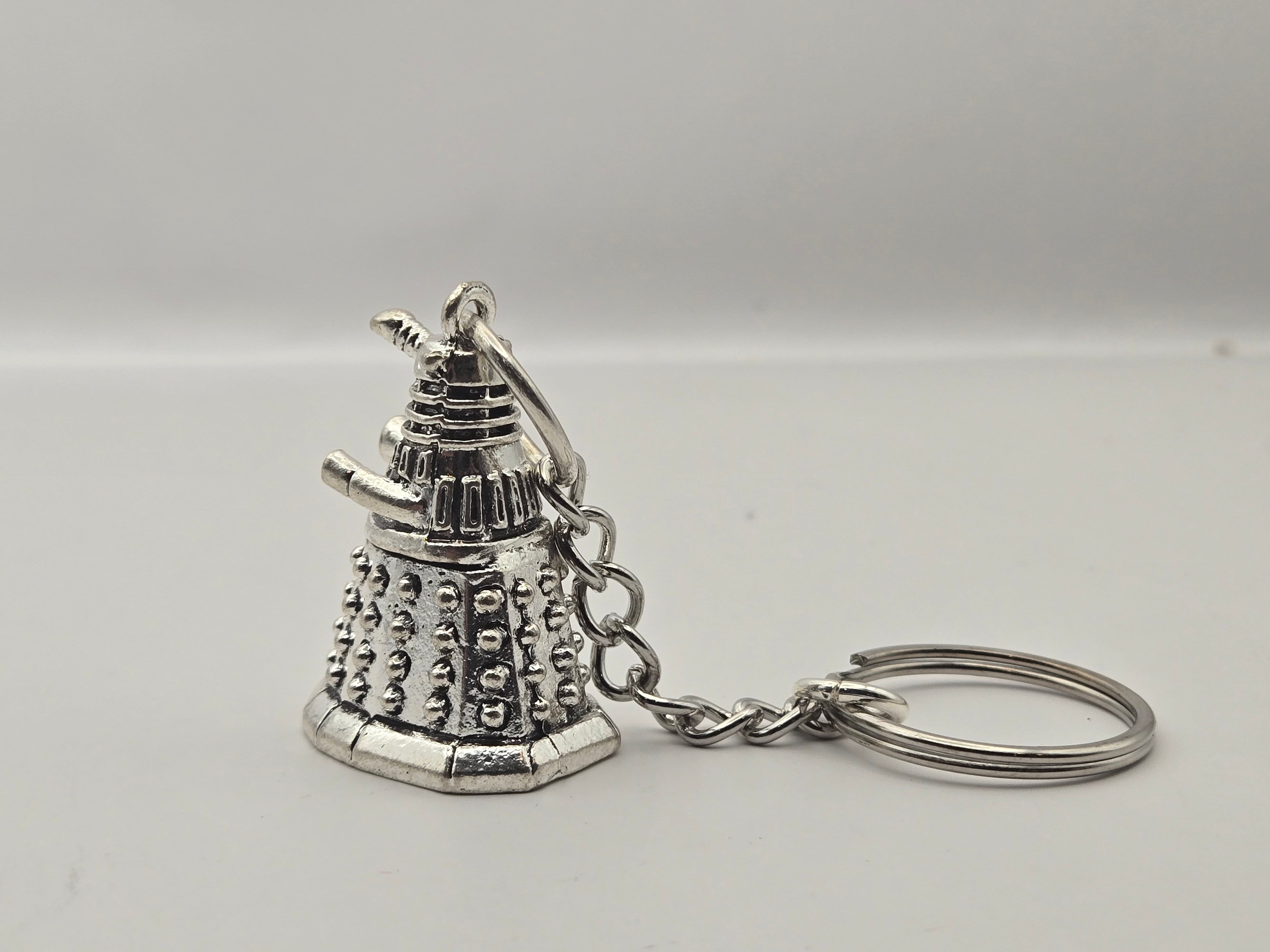SONS OF SKARO KEYCHAIN