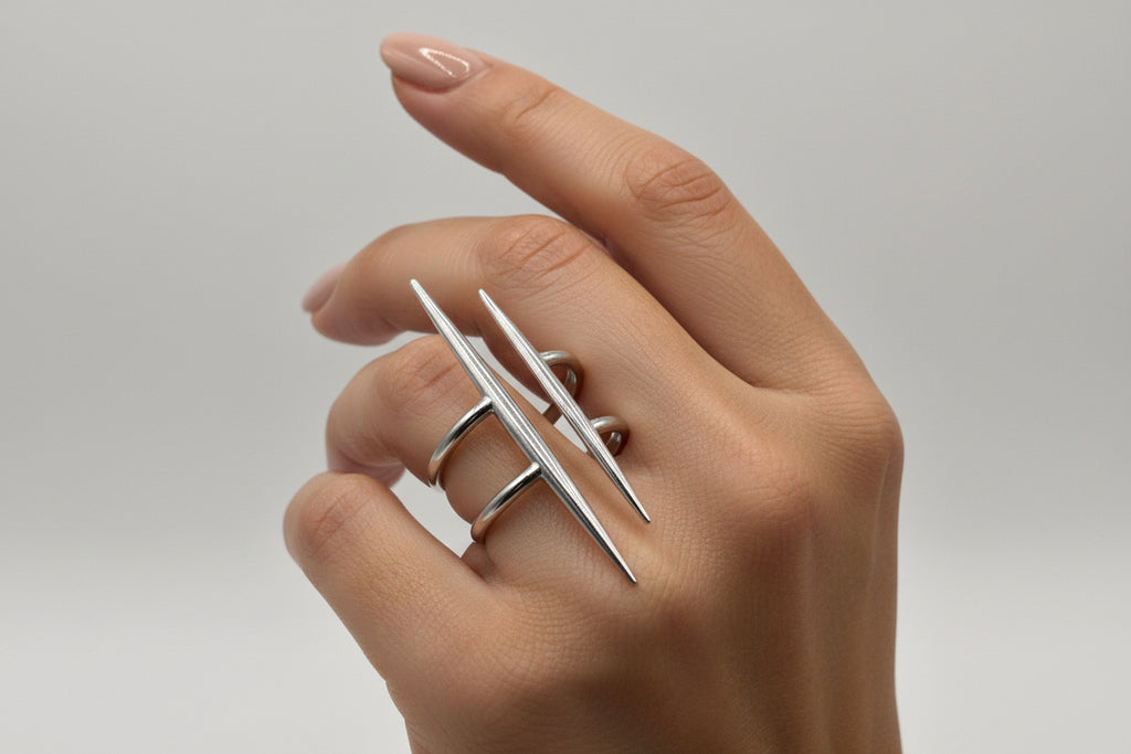 DOUBLE SPIKE RING - ONE SIZE