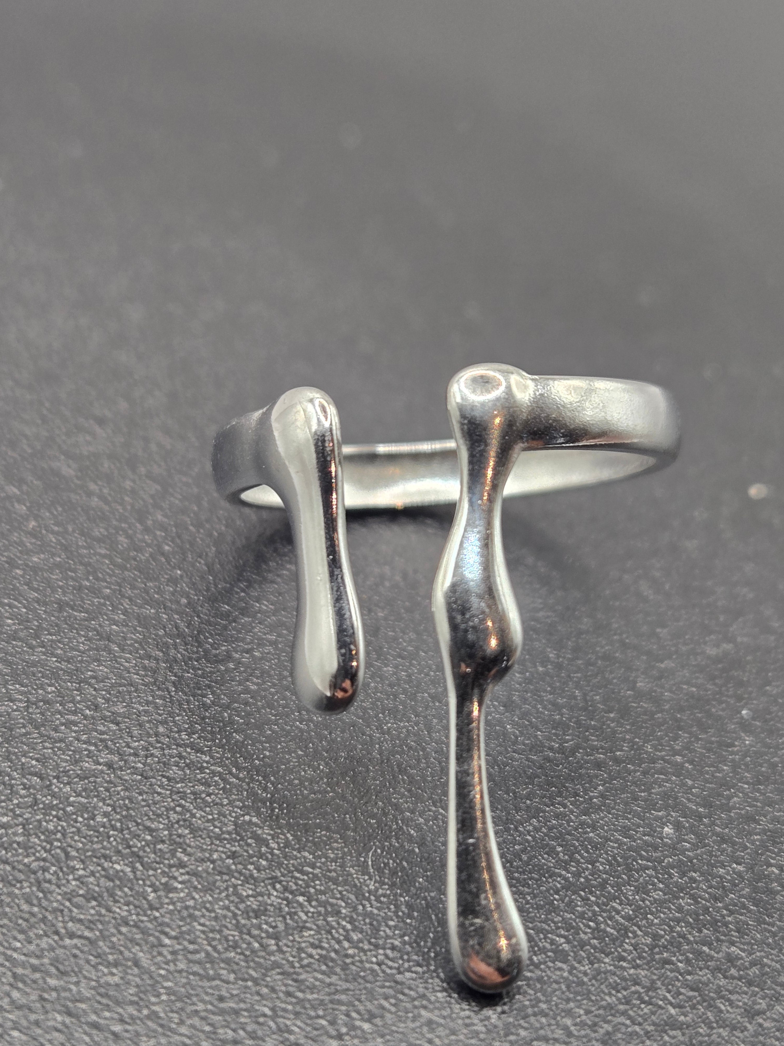 DROPLETS RING BAND