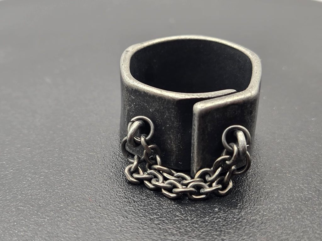 CHAIN BAND RING