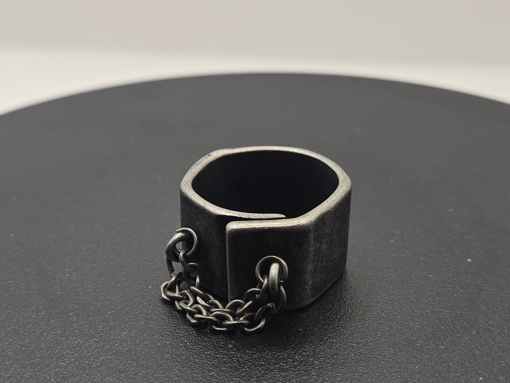 CHAIN BAND RING
