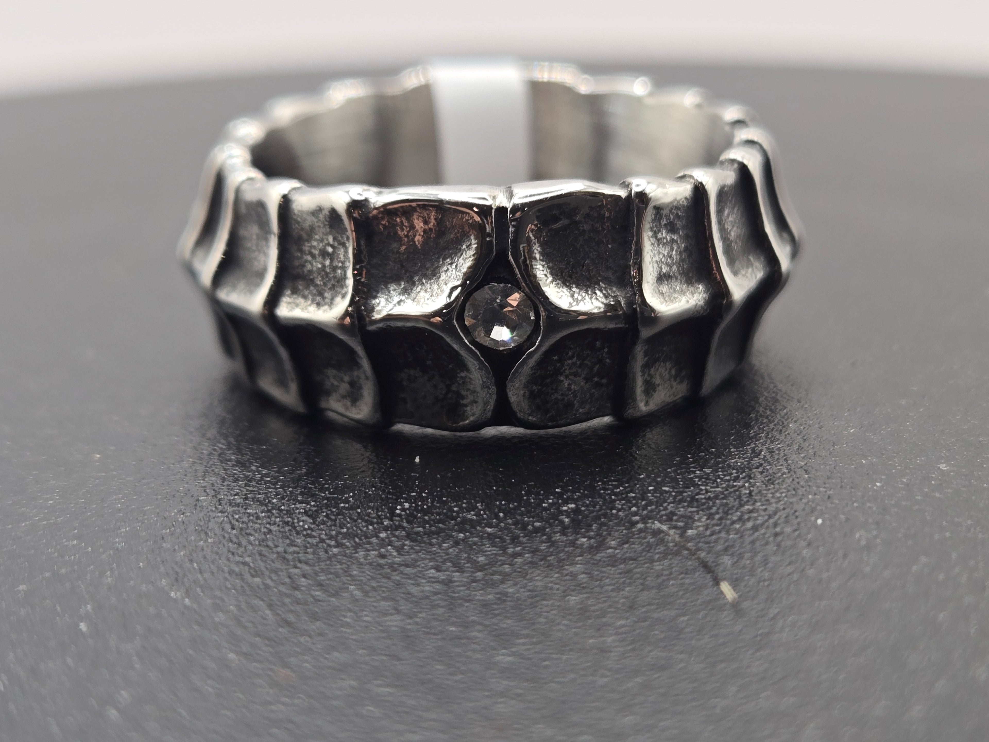 MAGIC DRAGON RING BAND