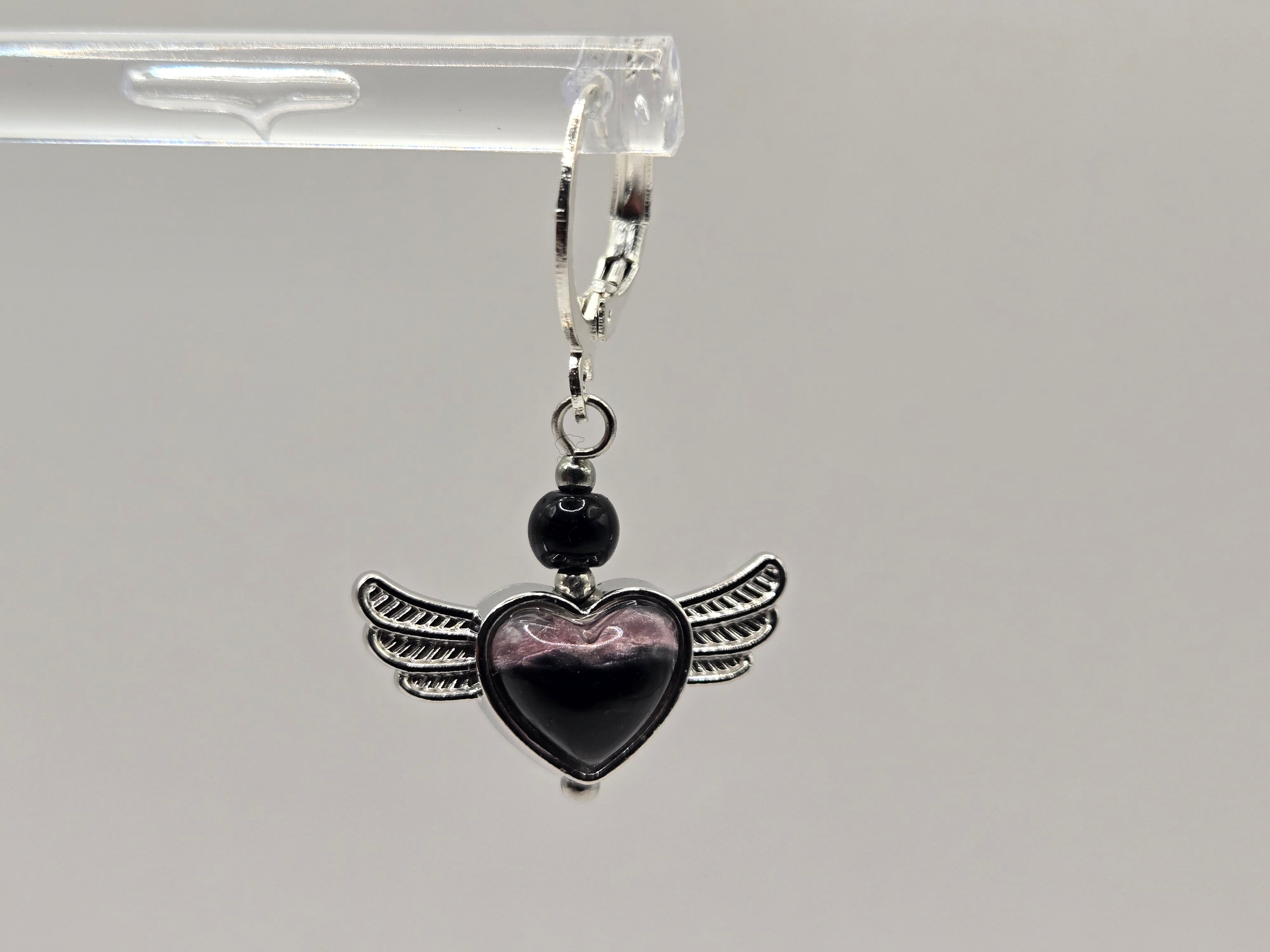 WINGED HEART HUGGIES
