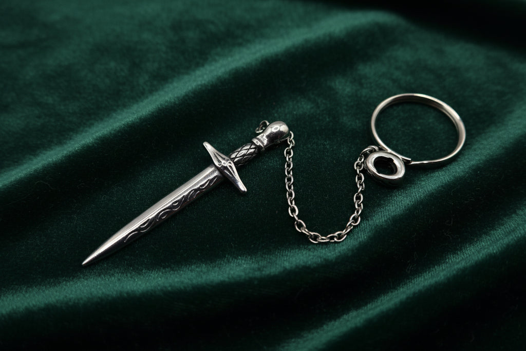 SWORD RING