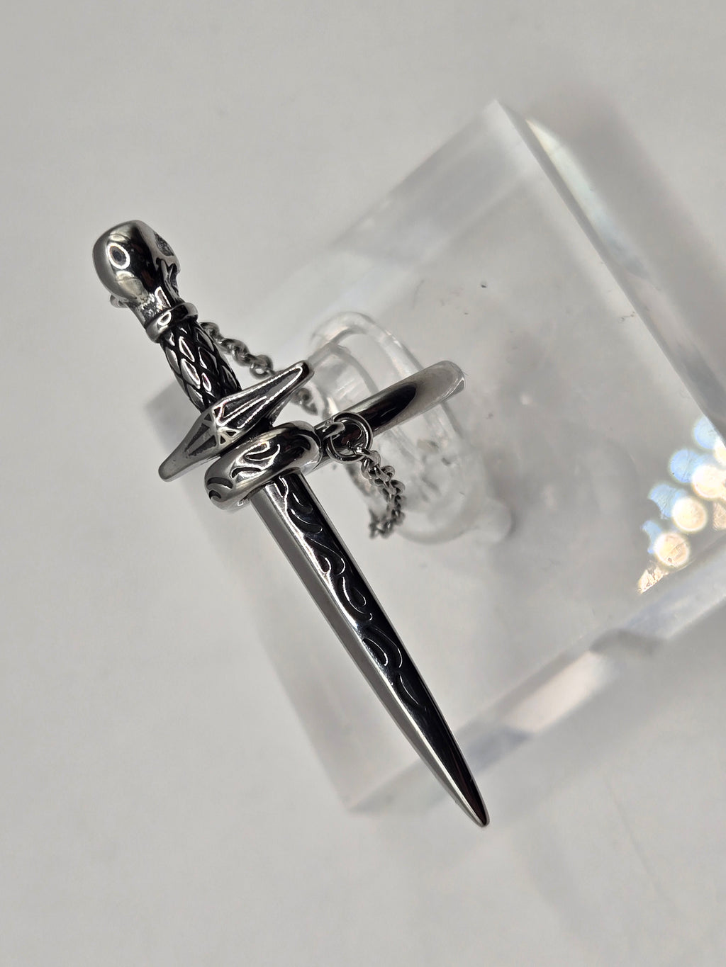 SWORD RING