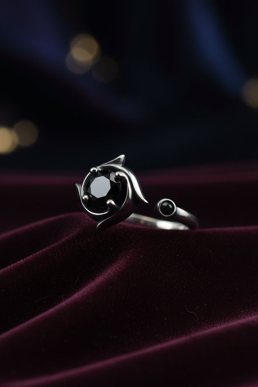 OBISIDAN THORNS SPINNER RING