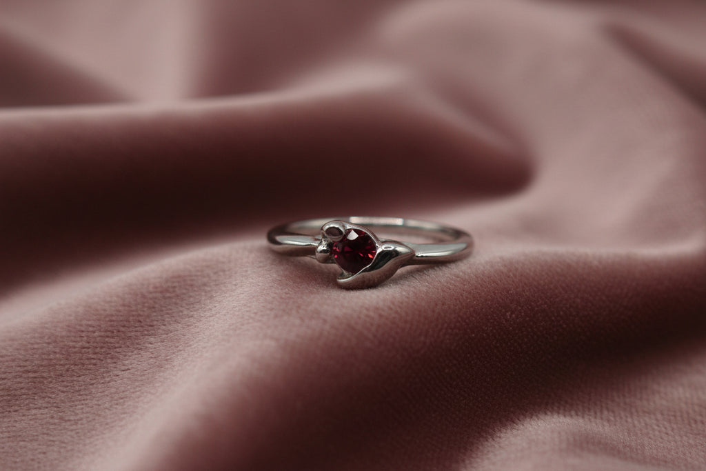 LADIES GEM RING  ROSE SZ 5