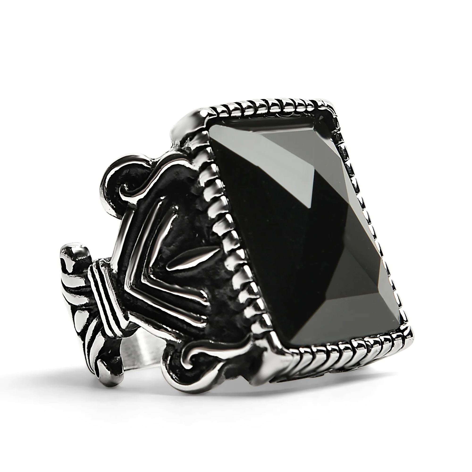 GOTHIC OBSIDIAN RING