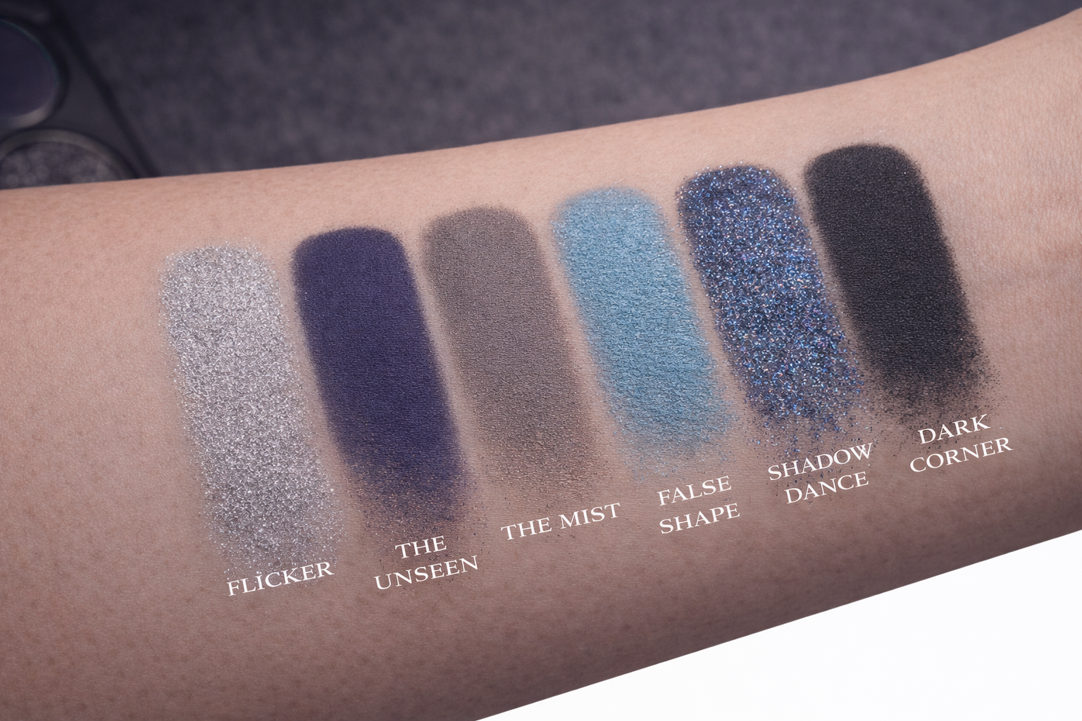 PHANTASMAGORIA - EYESHADOW PALETTE