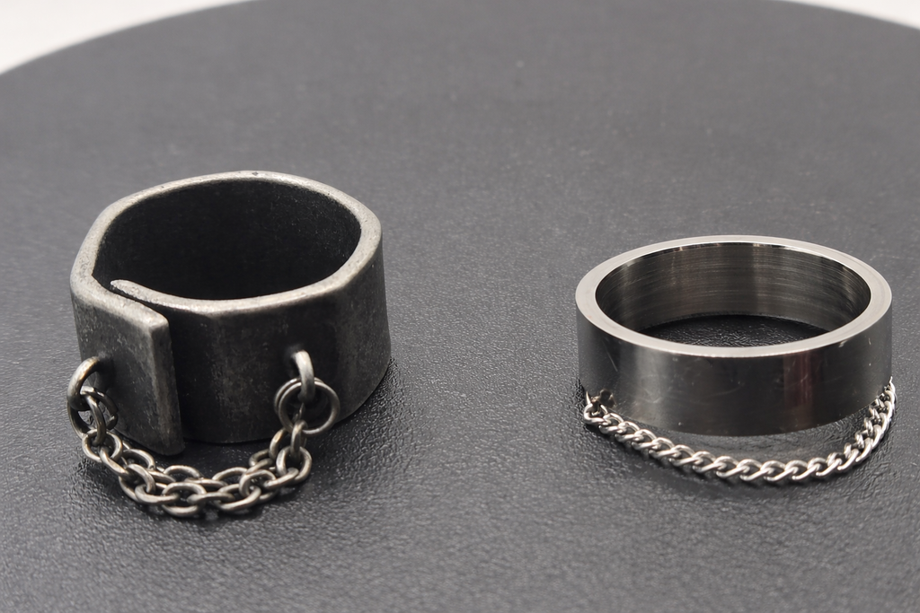 CHAIN BAND RING