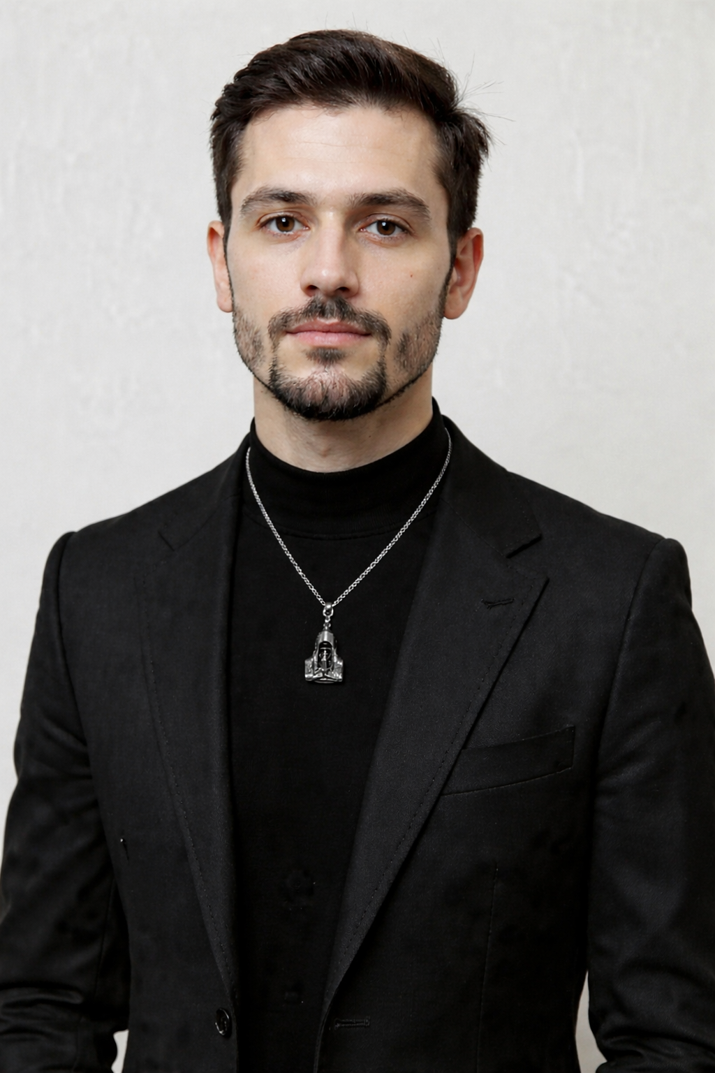 GRIMMY R. PRAYS PENDANT