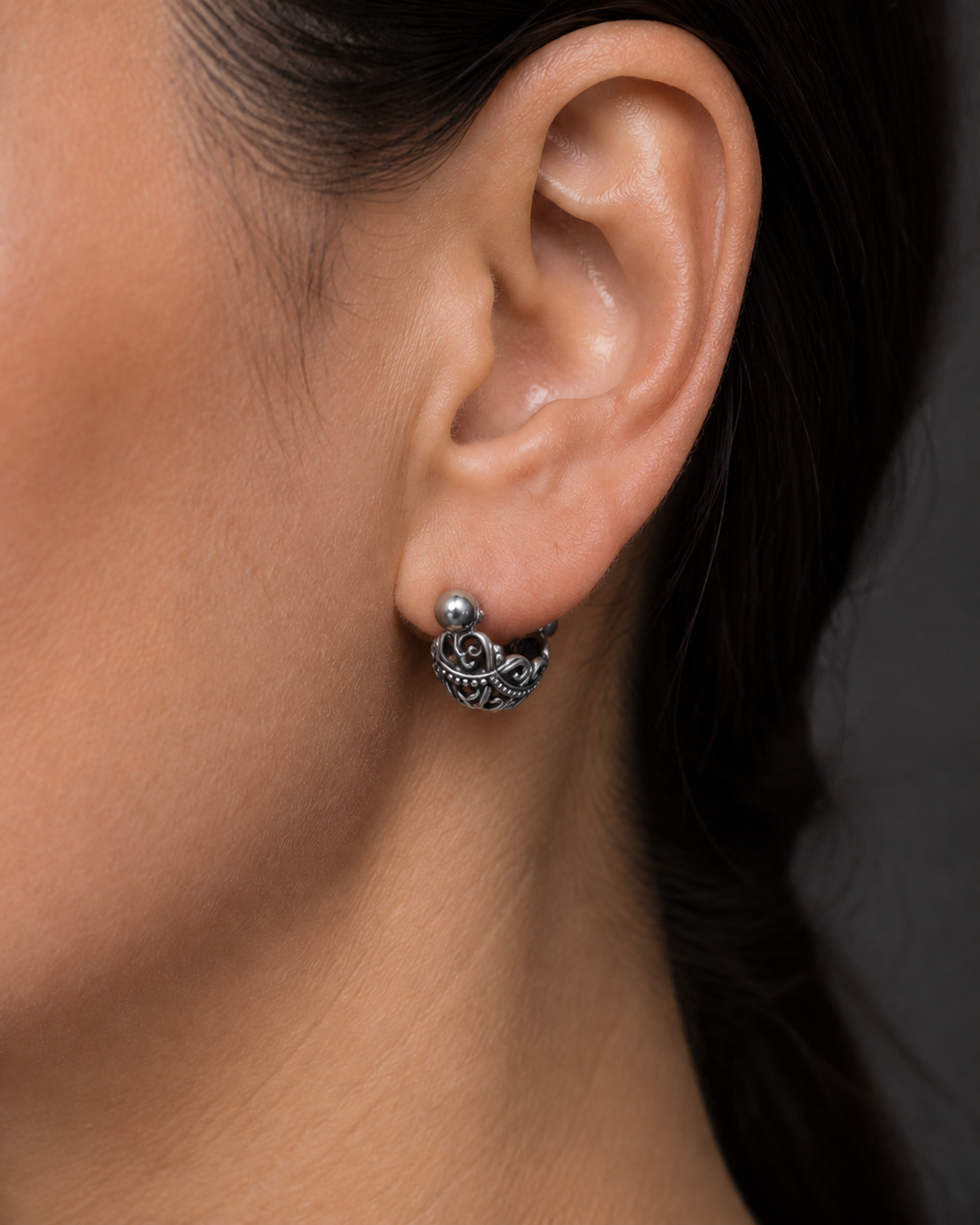 FILIGREE BARBELL EARRING