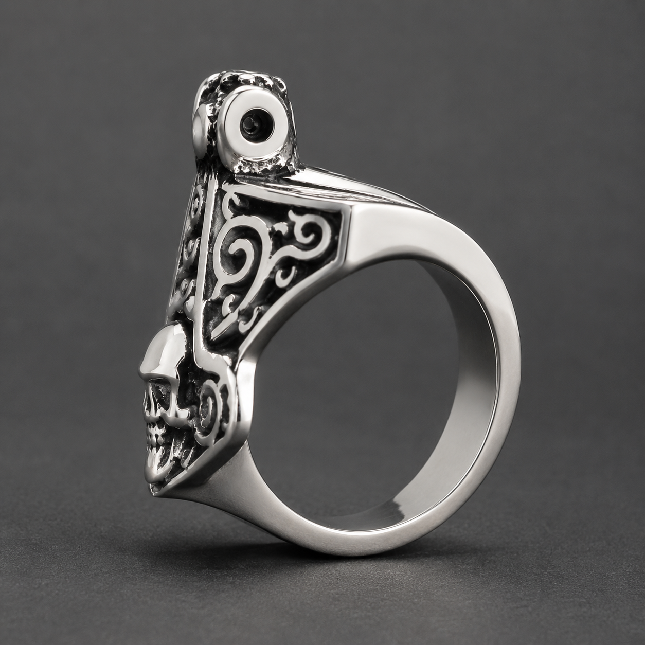 MJOLNIR SIGNET RING SZ 11