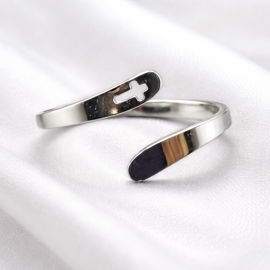 FAITH WRAP RING - ONE SIZE