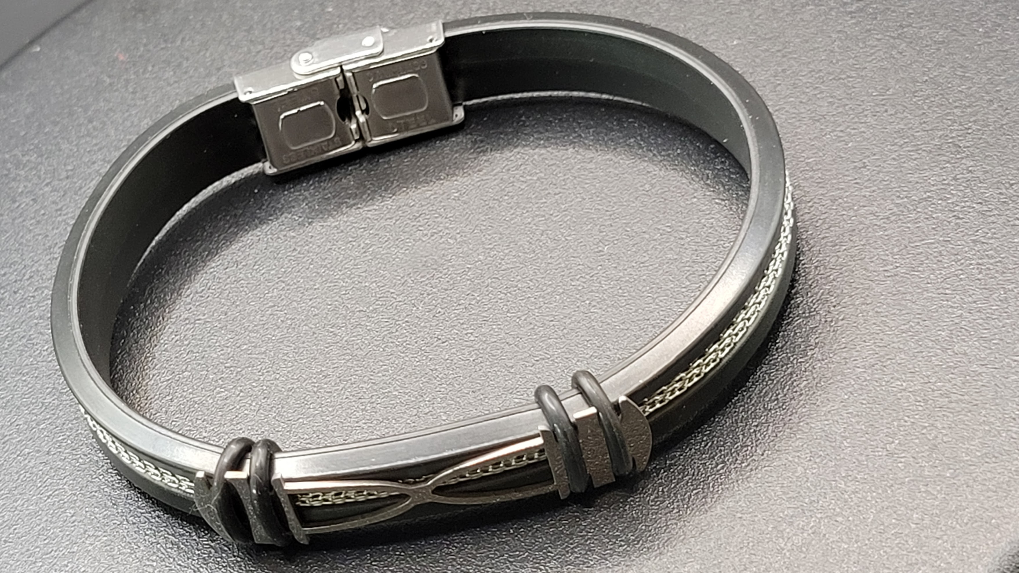 MESH/SILICONE BRACELET