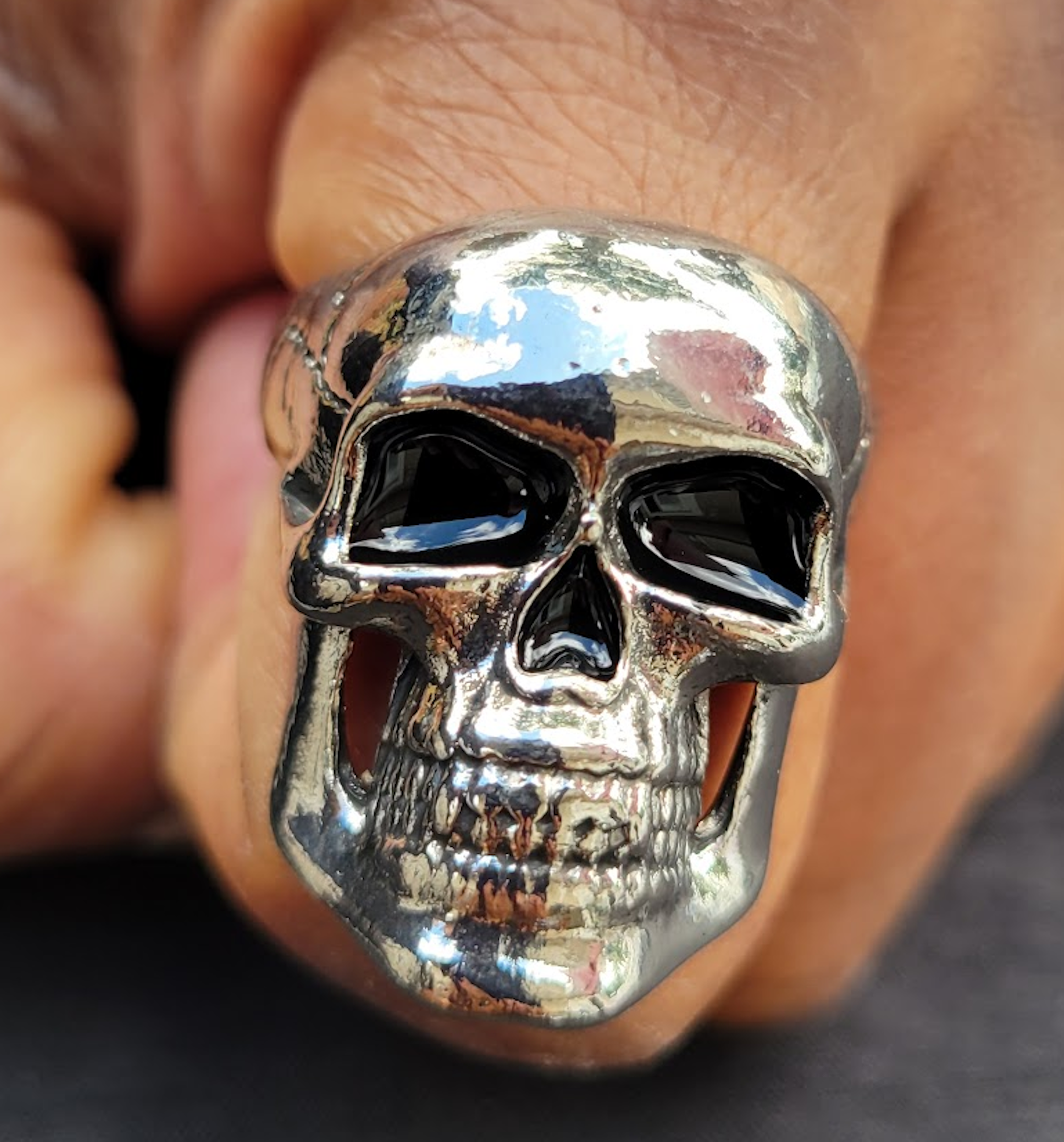 MR. BONES' SKULL RING