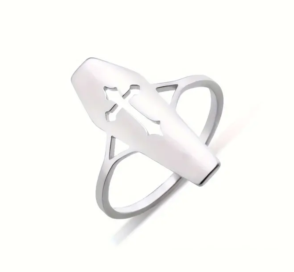 PINCH TOE COFFIN RING