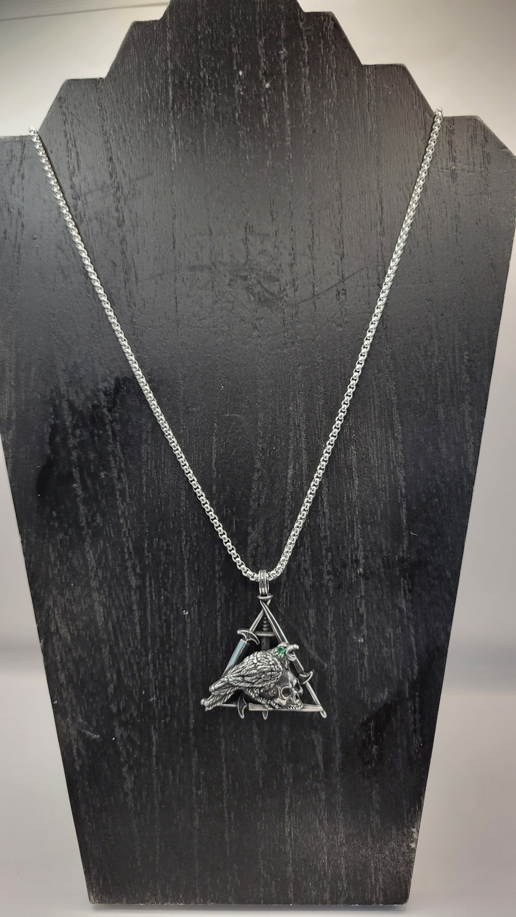 MR. CORVUS & MR. BONES PENDANT