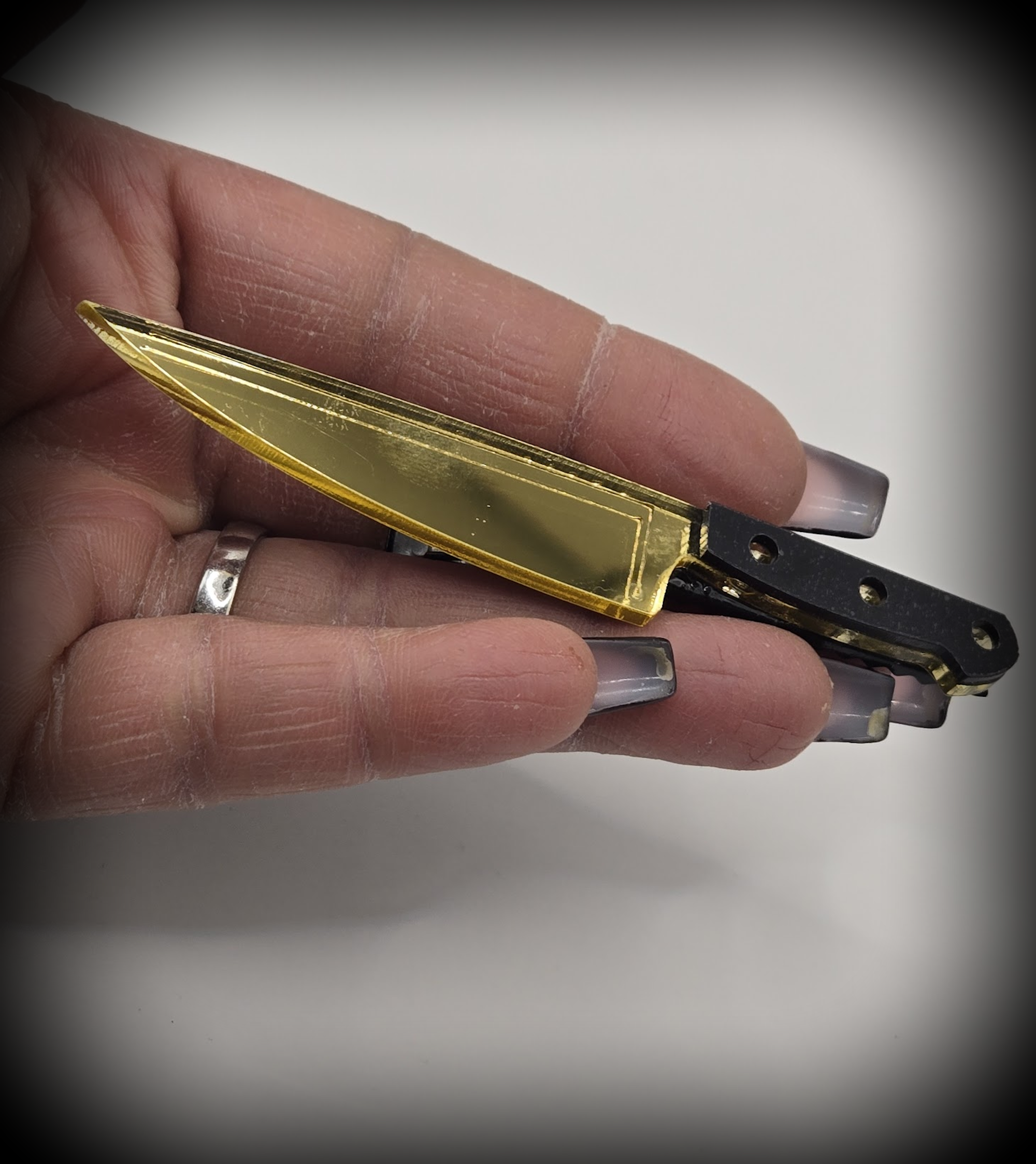 BUTCHER KNIFE HAIR CLIP