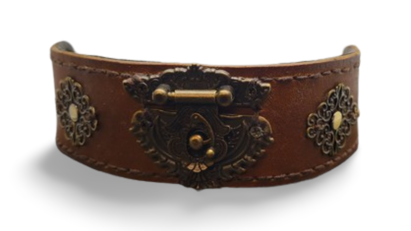 LEATHER HINGE CUFF BRACELET
