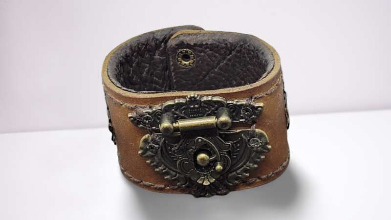 LEATHER HINGE CUFF BRACELET