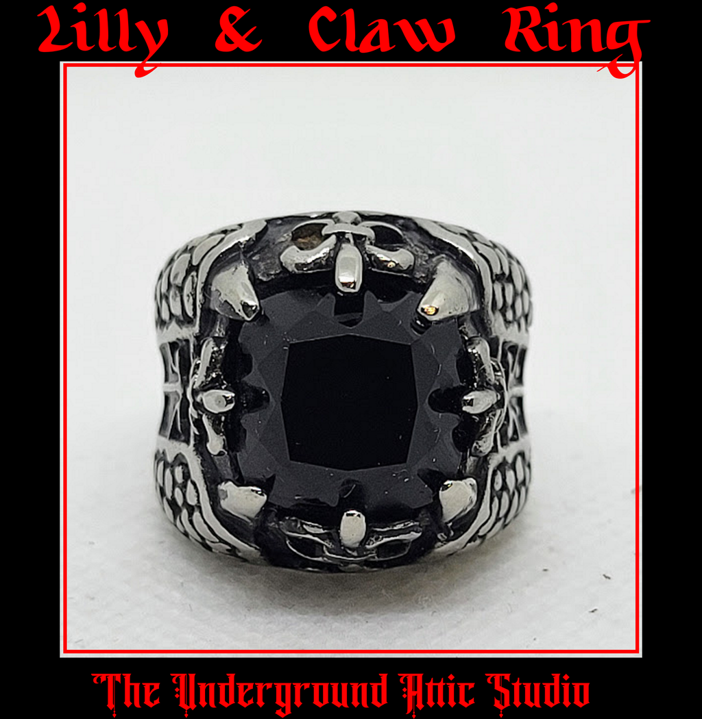 LILLY & CLAW RING