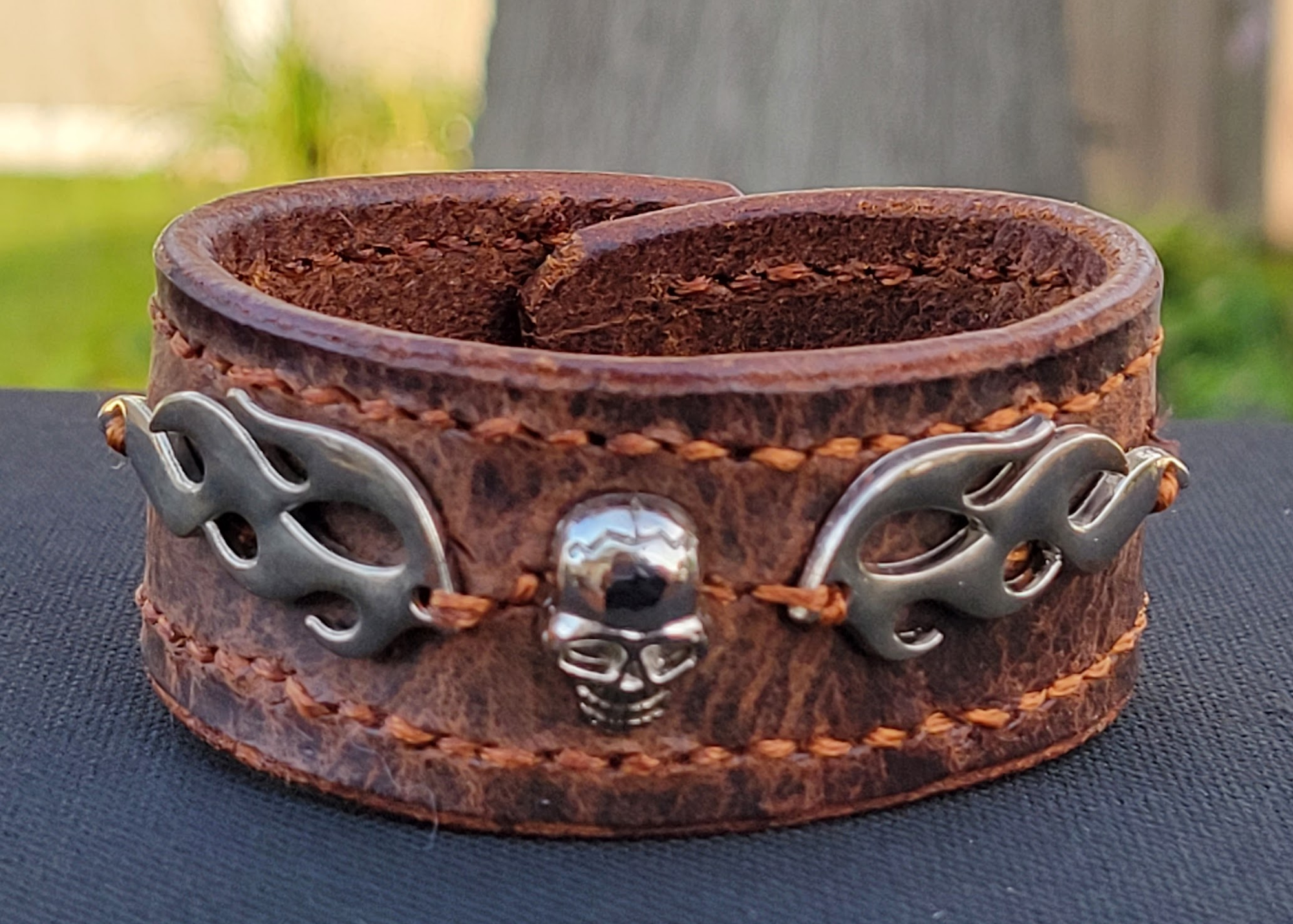 MR BONES FLAME LEATHER CUFF