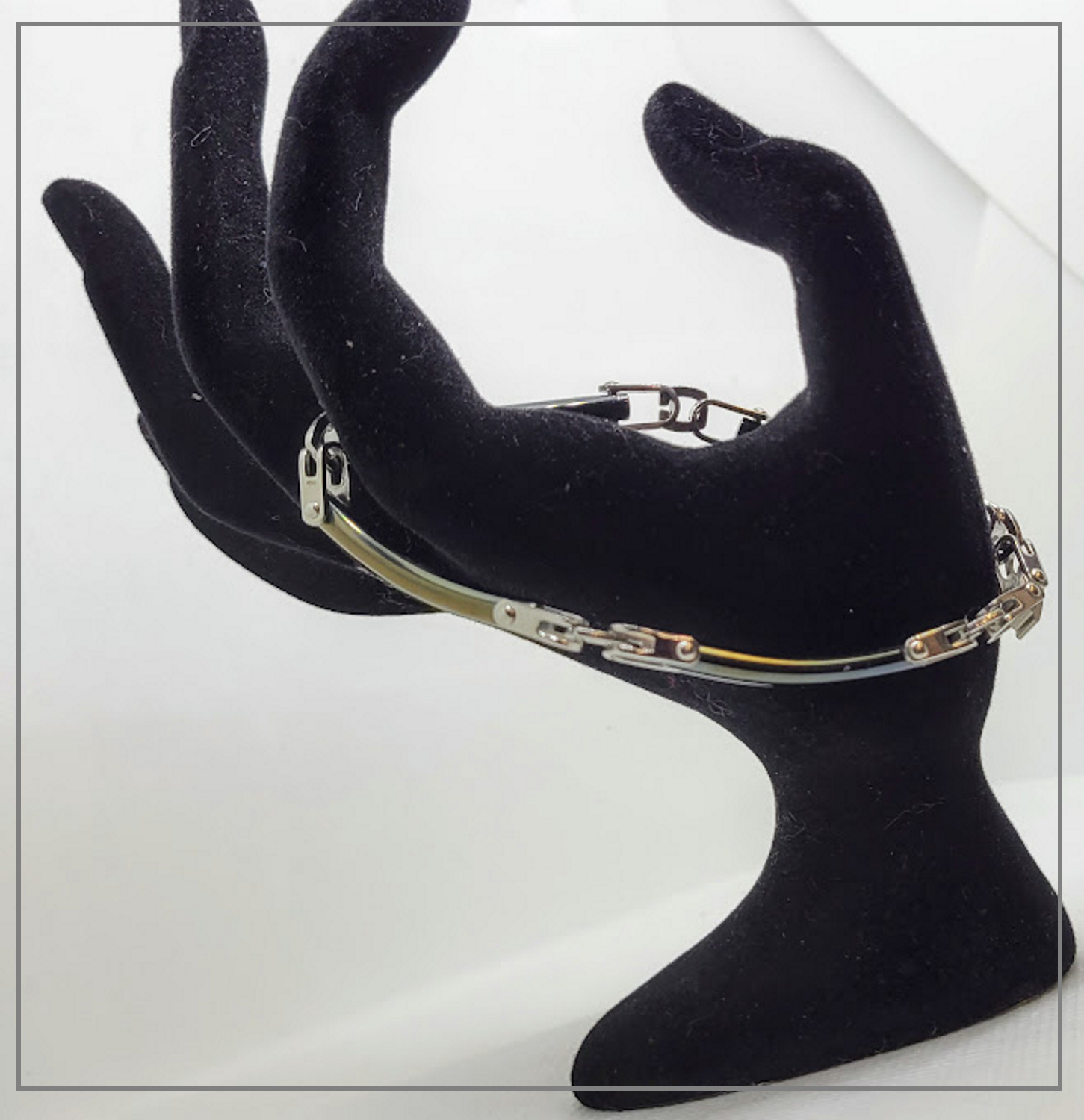 NOIR LINK STAINLESS STEEL BRACELET