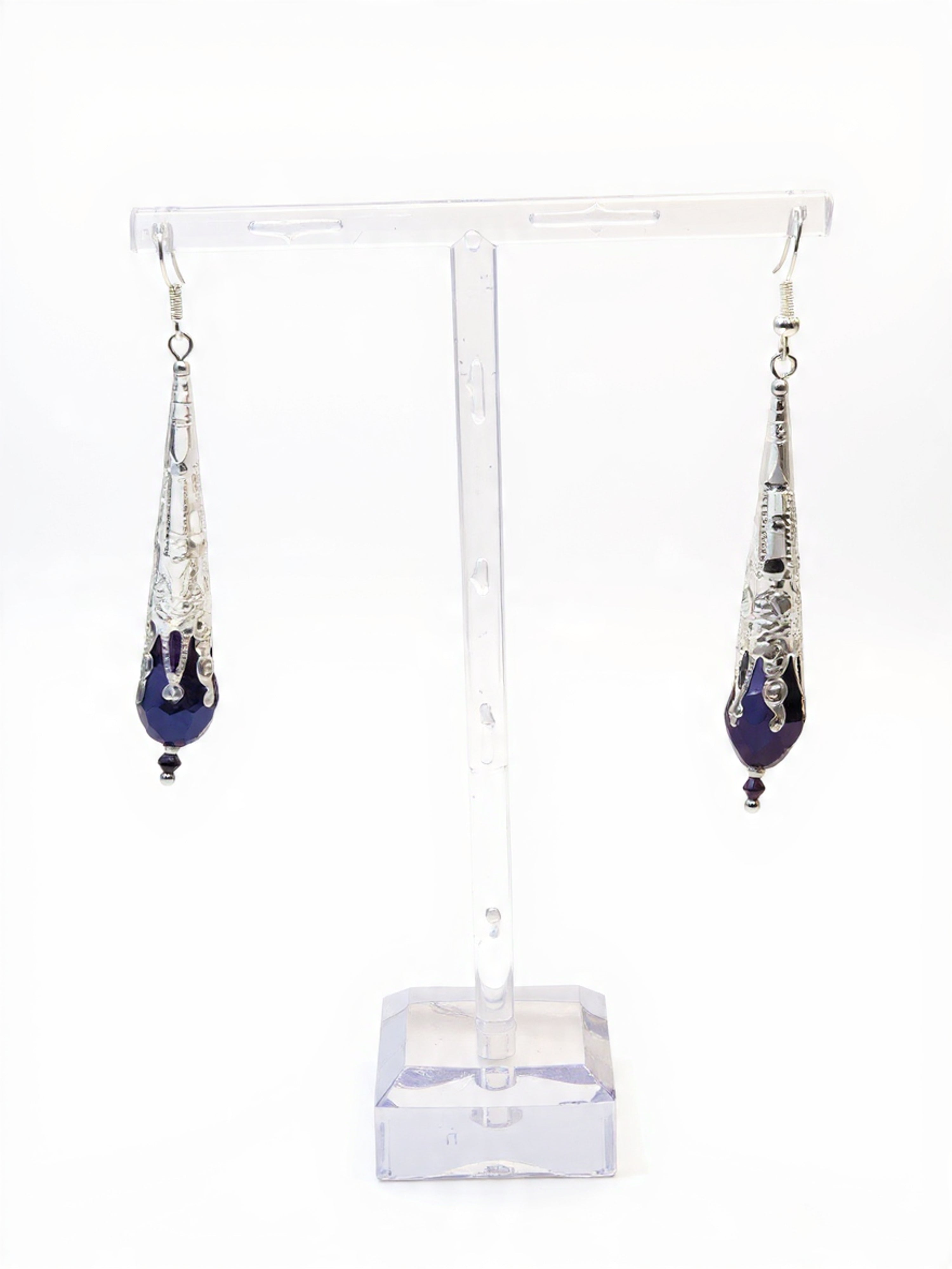 VIOLET DREAMS DANGLE EARRINGS