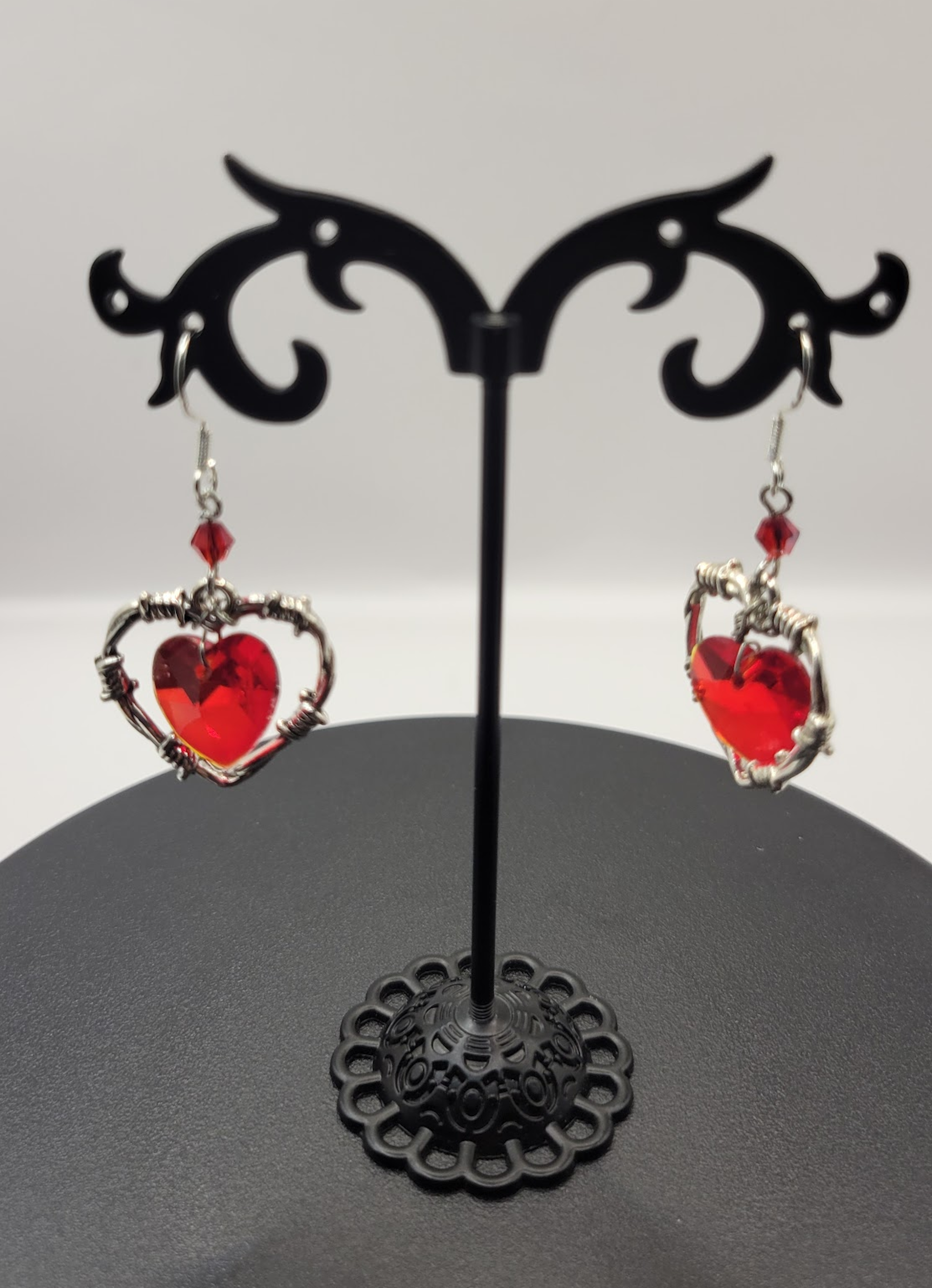 THORNED HEART DANGLE EARRINGS
