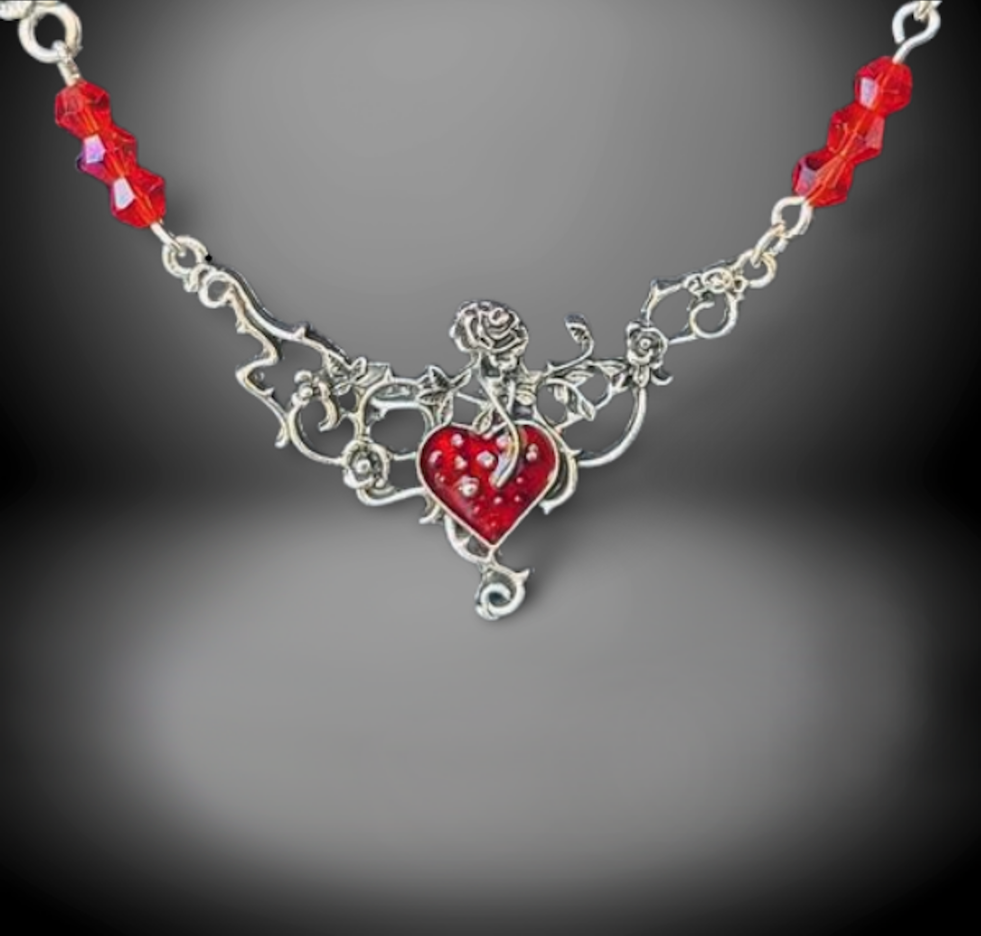 ROSES ARE RED NECKLACE