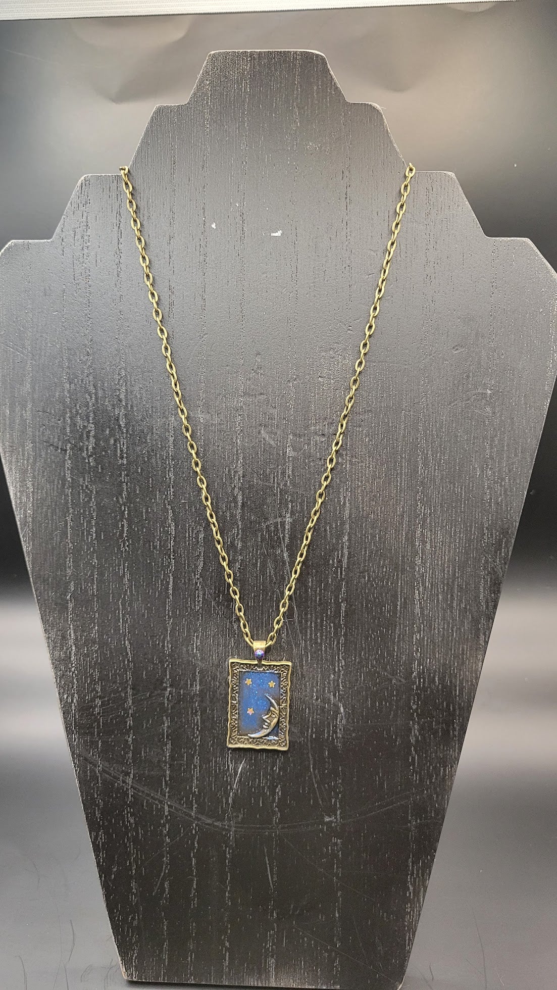 STAR GAZING PENDANT