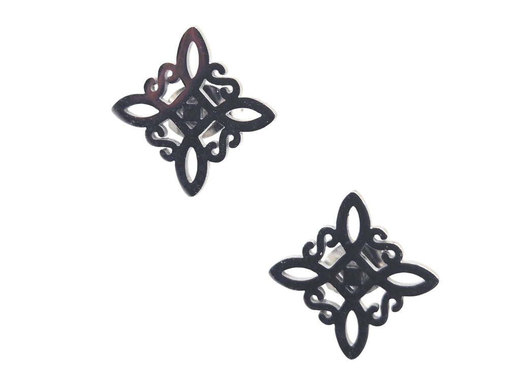 WITCH KNOT STUD EARRINGS